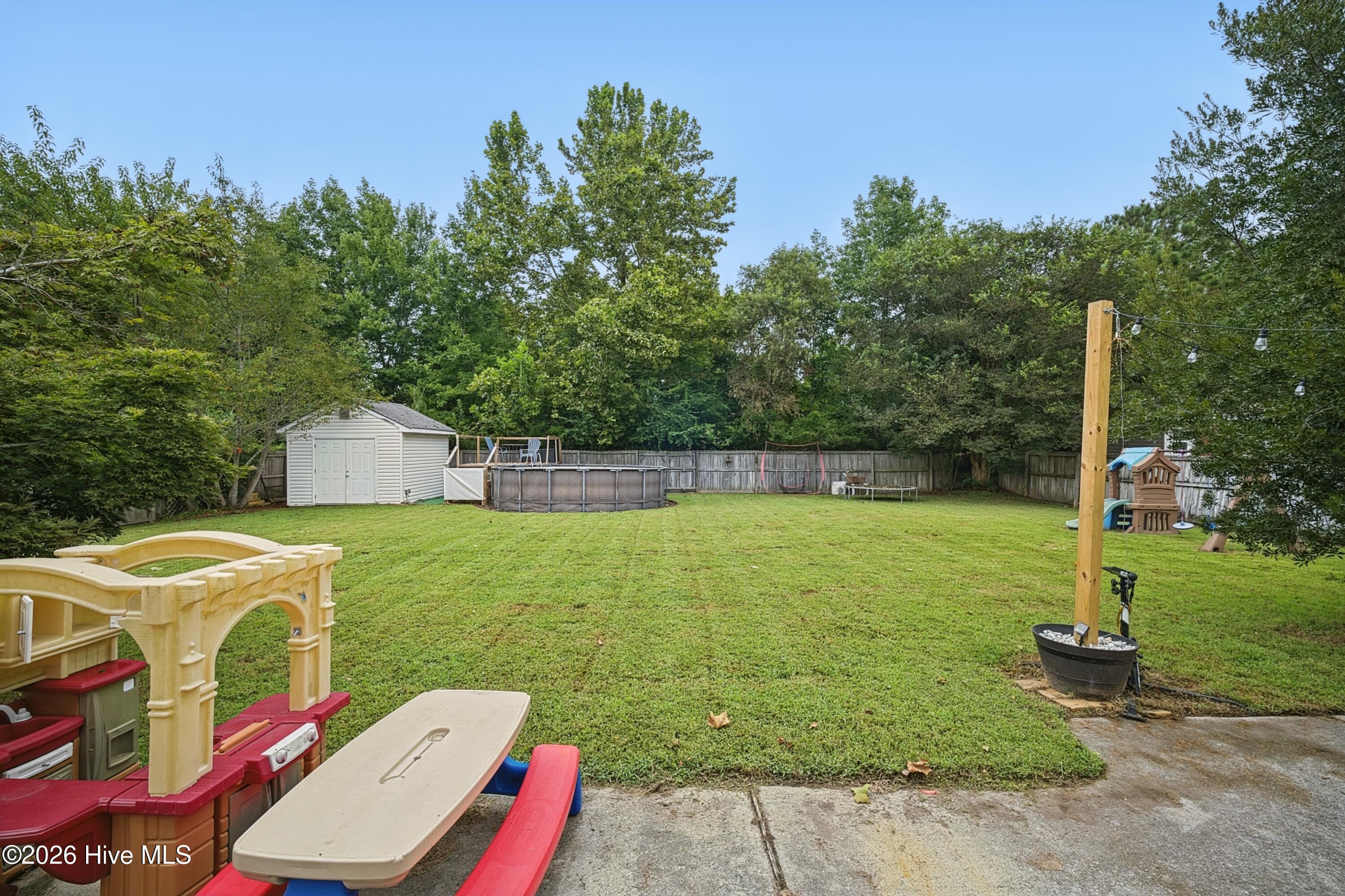 142 Green View Road Property Photo 30