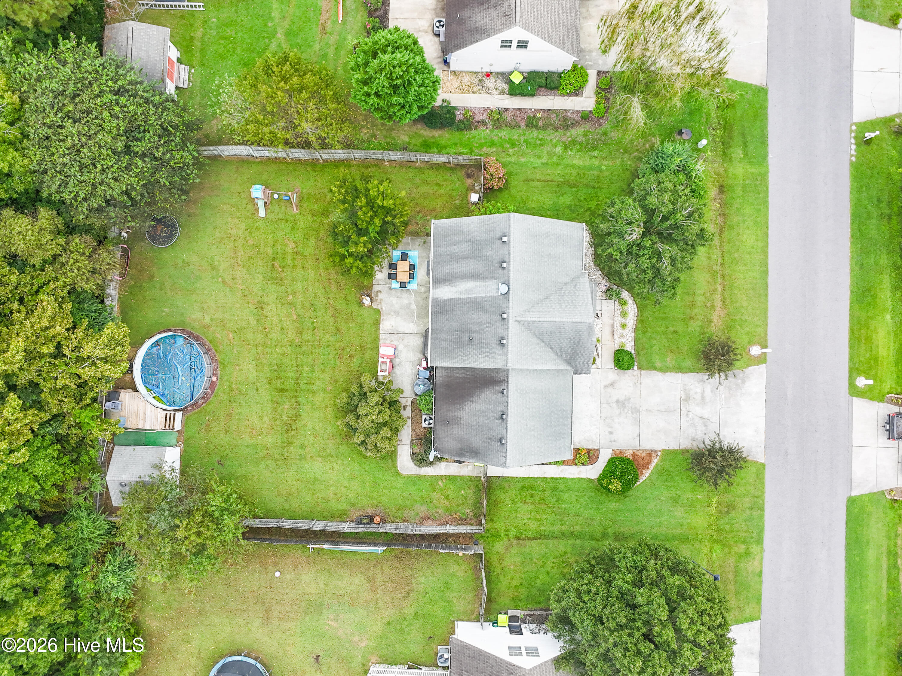 142 Green View Road Property Photo 38