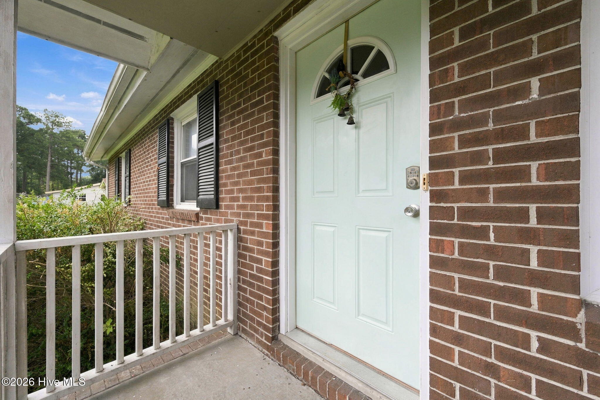 811 Little John Avenue Property Photo 2