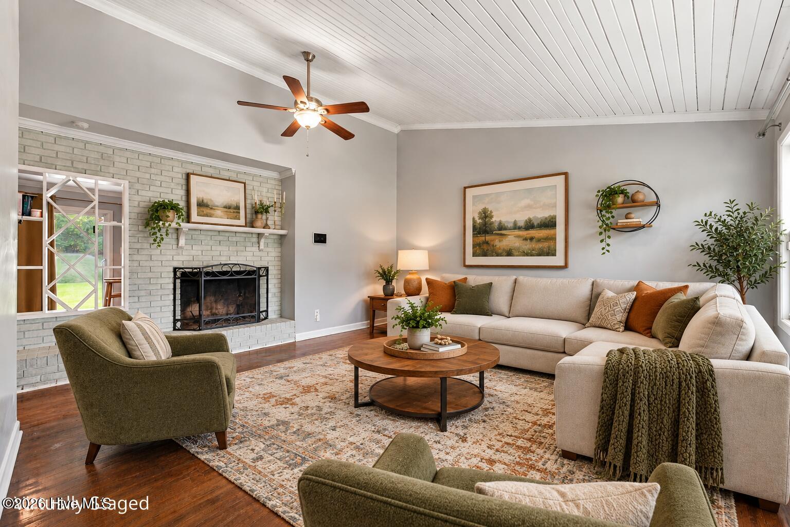 811 Little John Avenue Property Photo 3