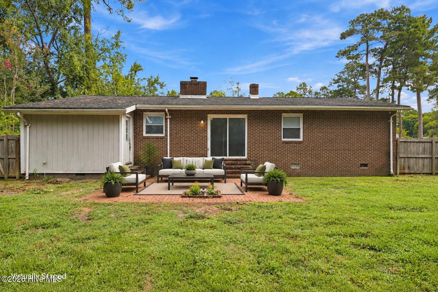 811 Little John Avenue Property Photo 21