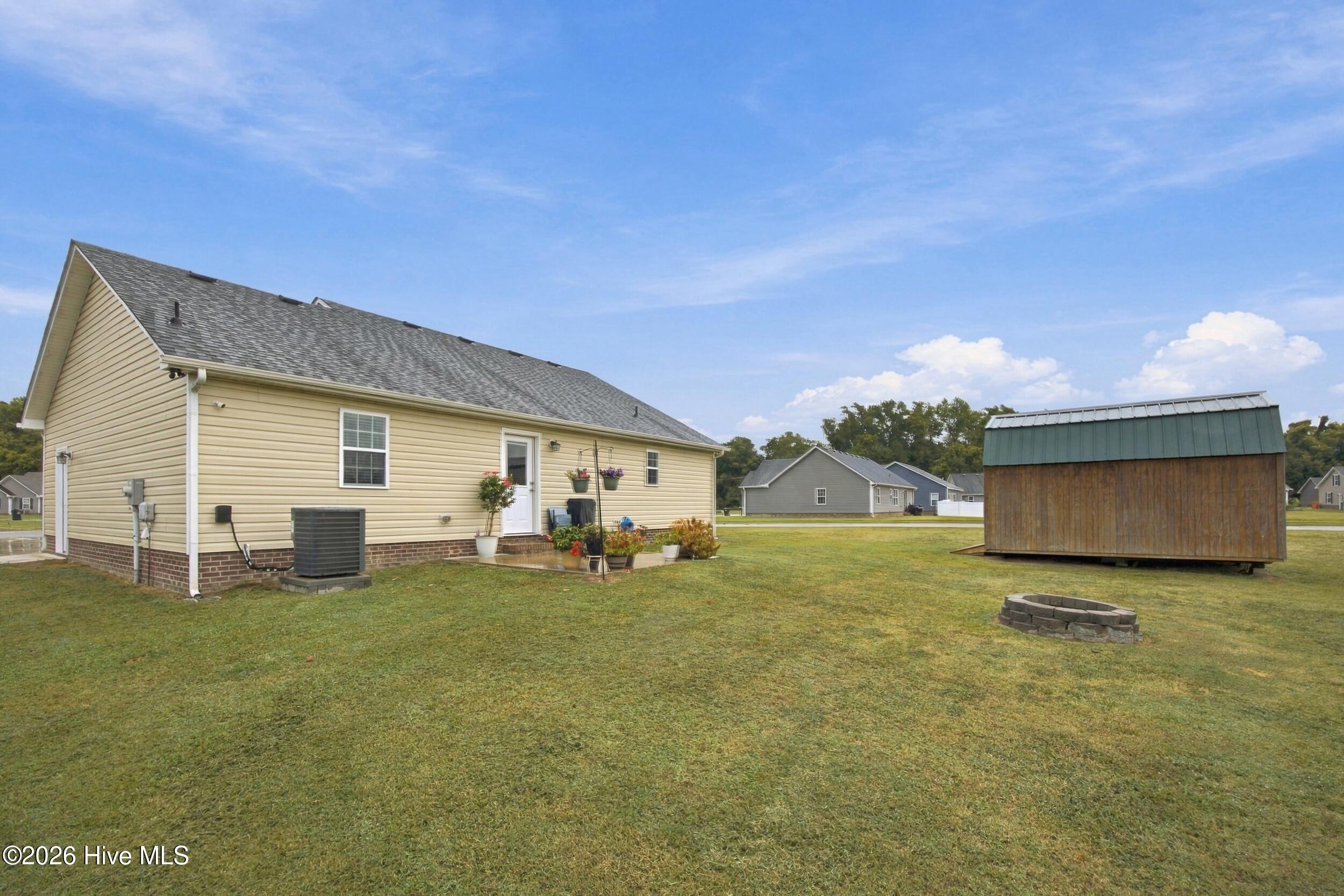 800 Compass Drive Property Photo 6
