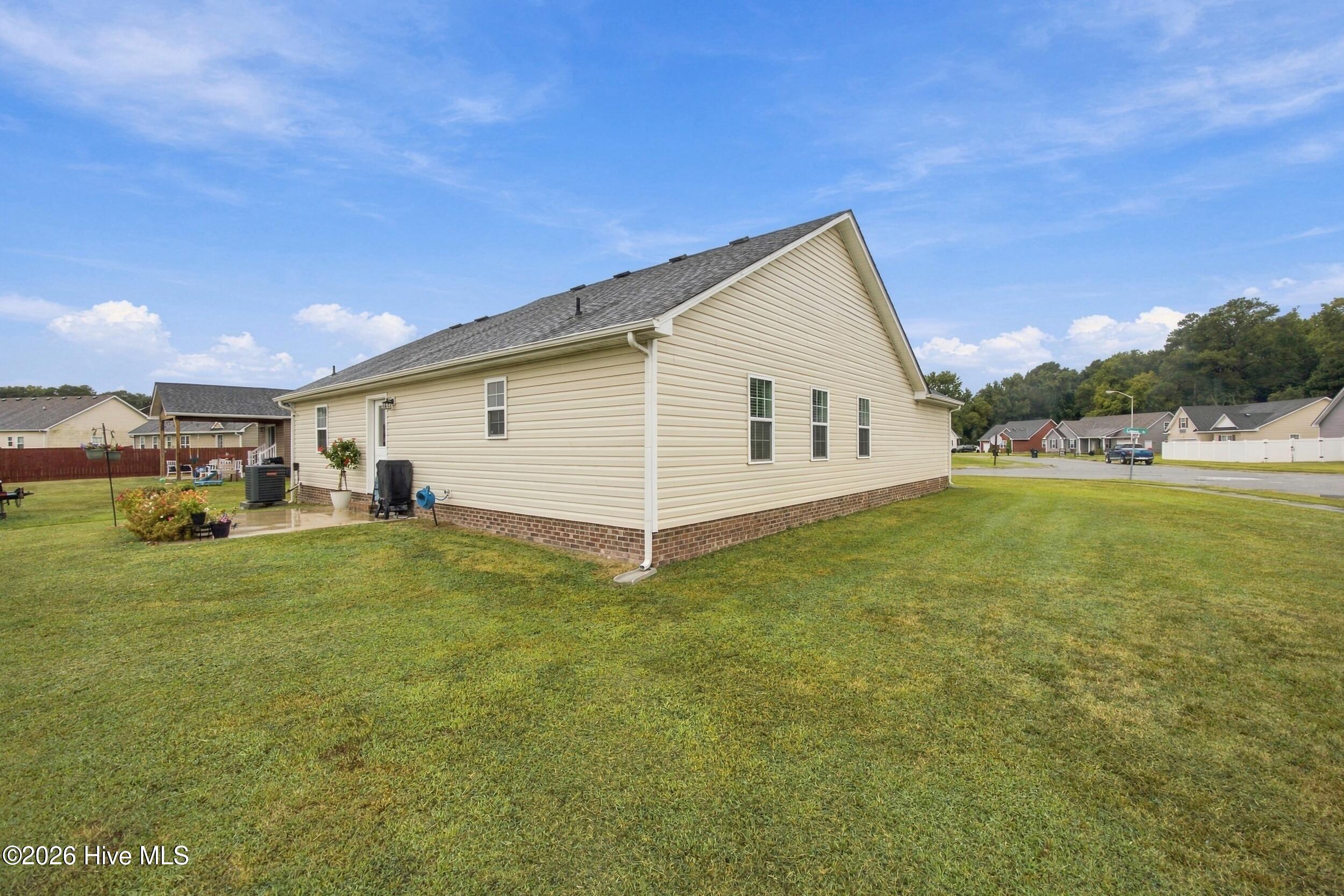 800 Compass Drive Property Photo 34