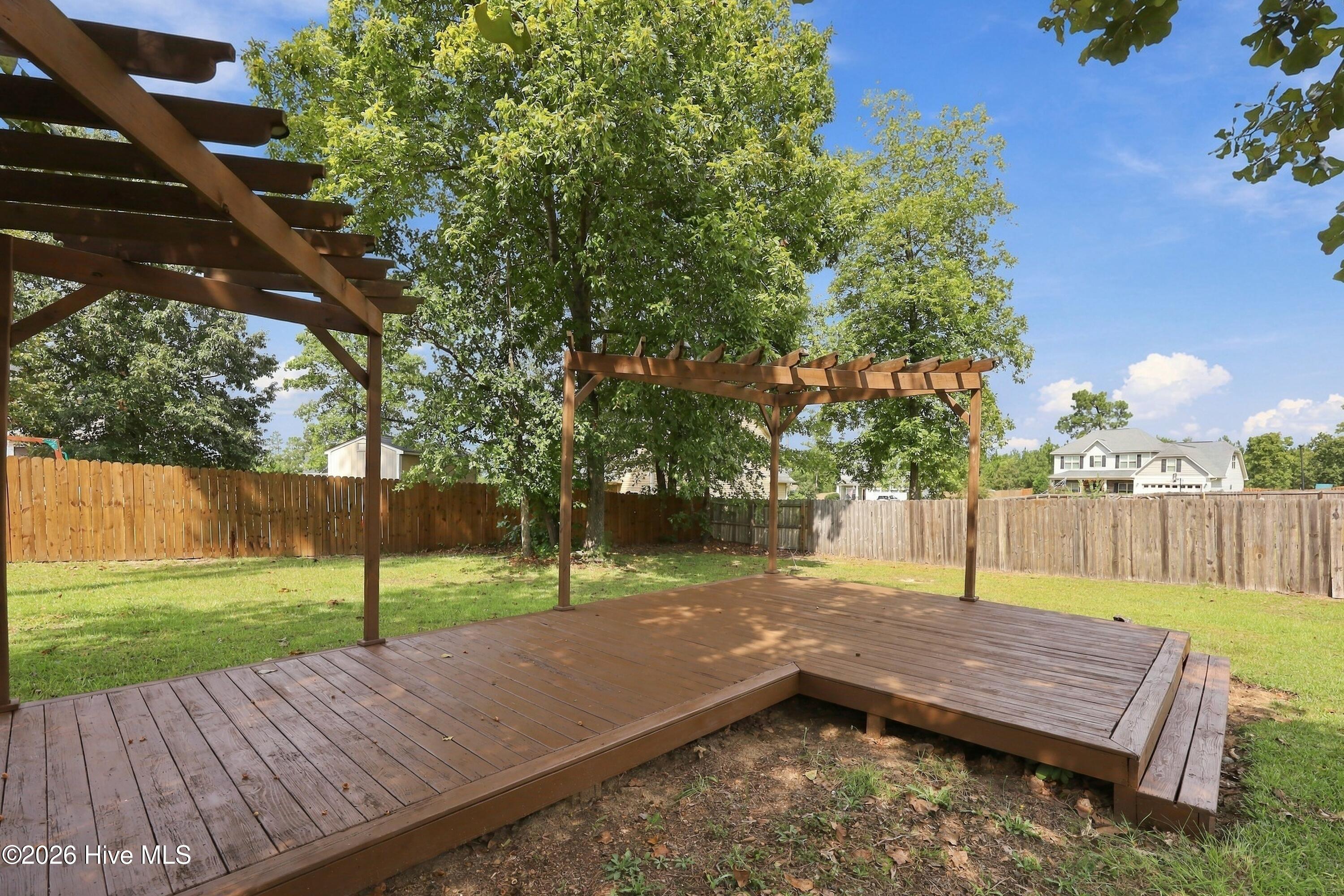 112 Lothian Lane Property Photo 32