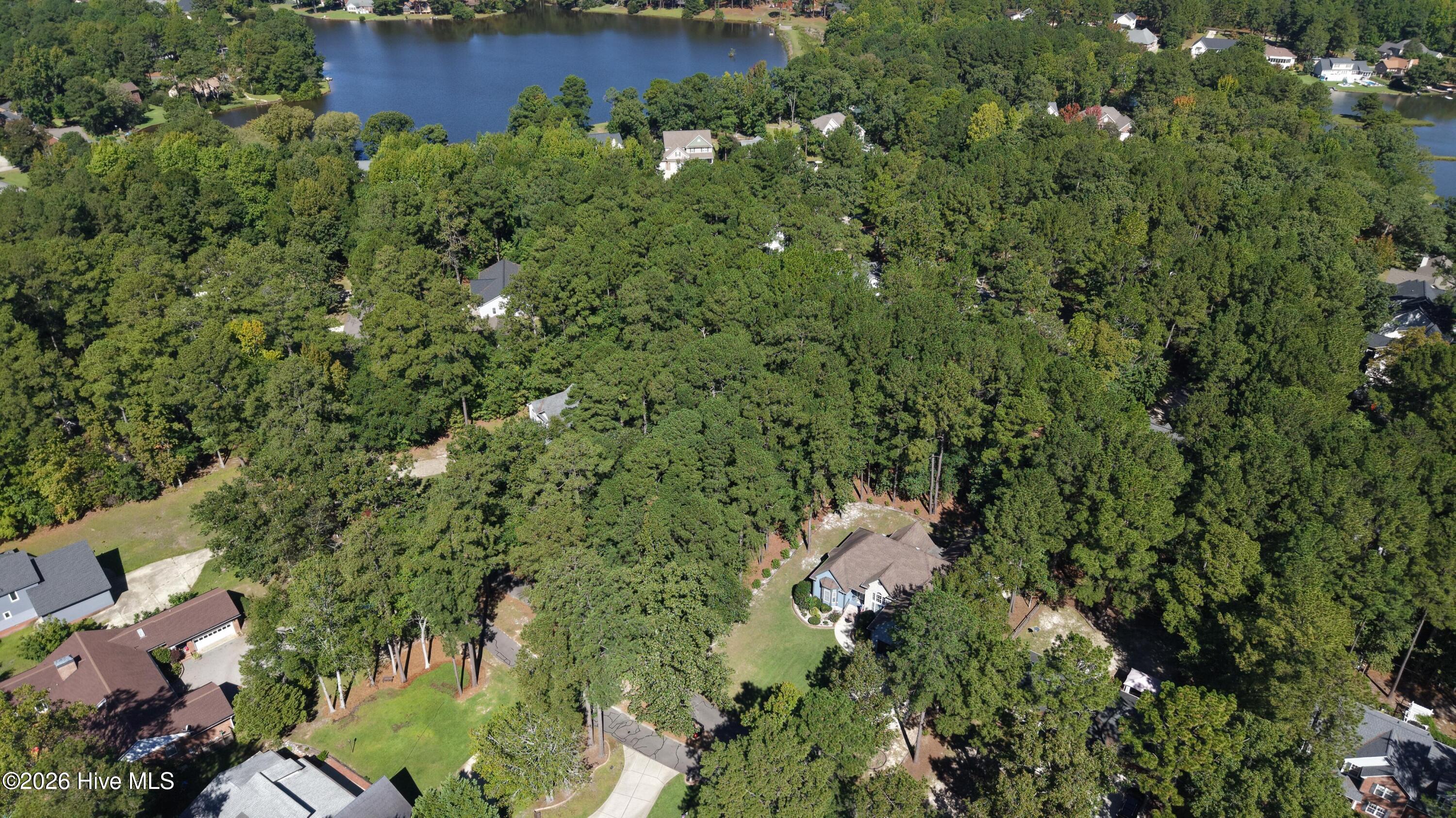 85 Crystal Point Property Photo 4