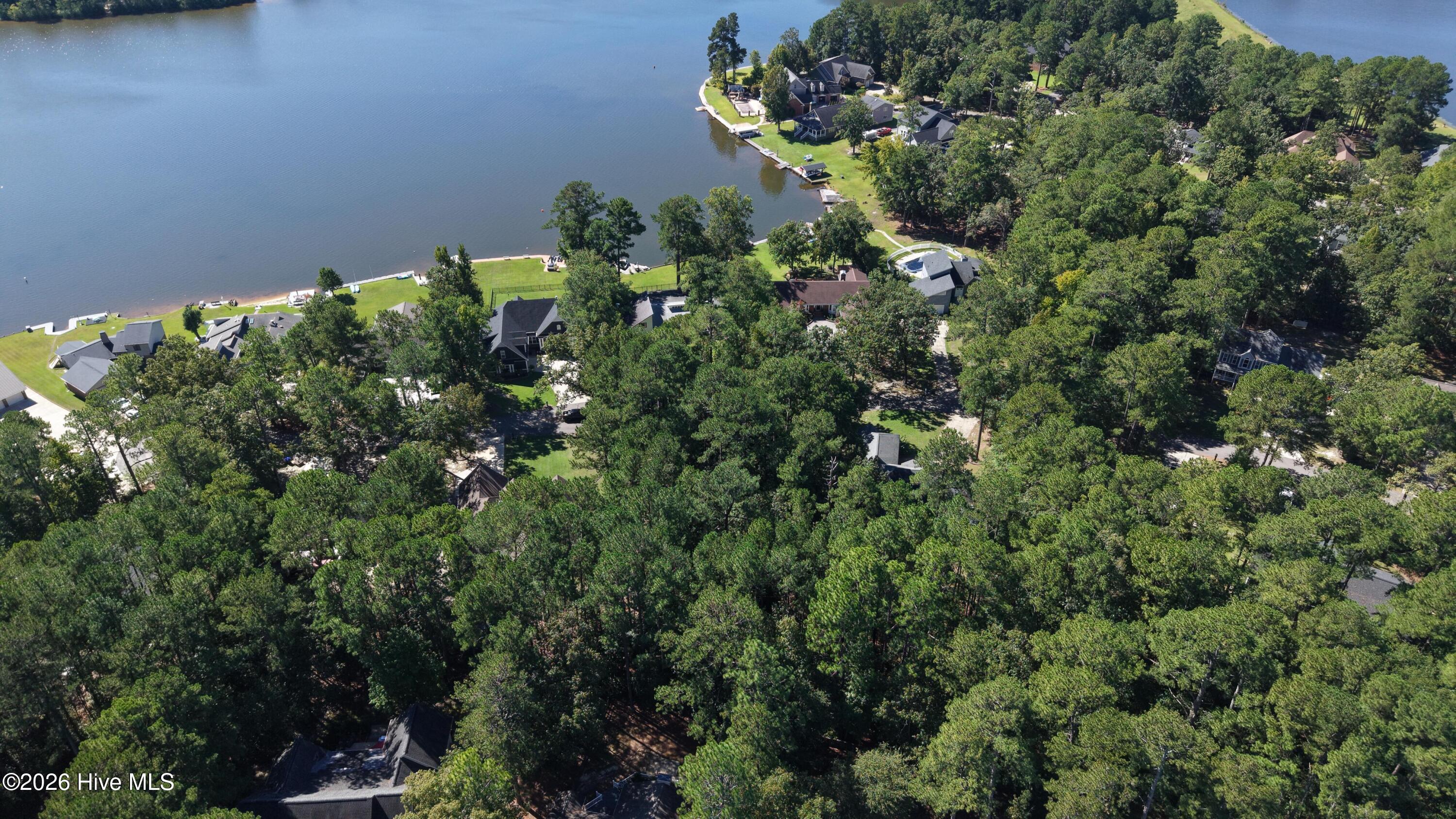 85 Crystal Point Property Photo 5