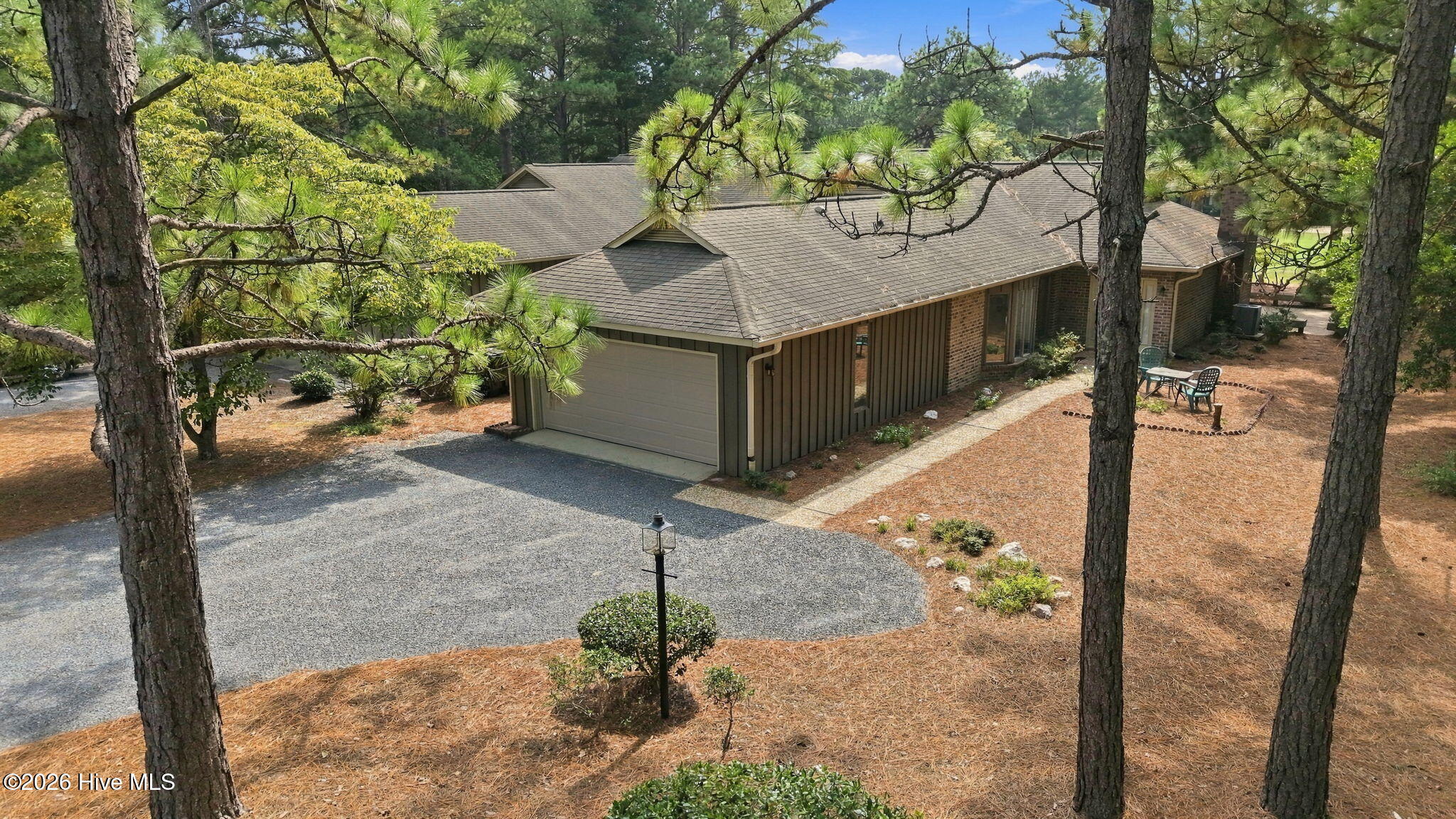 140 Safford Drive Property Photo 5