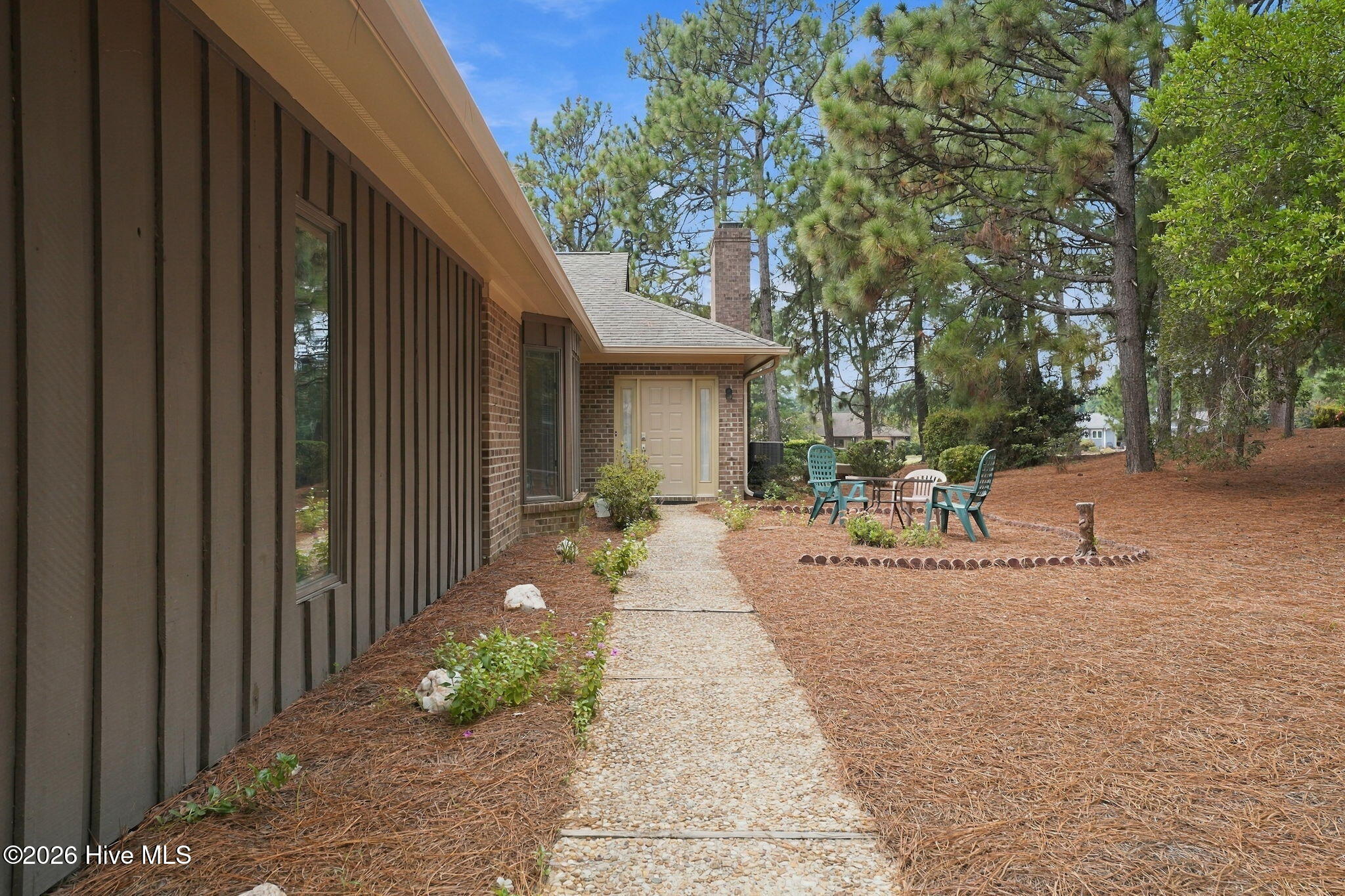 140 Safford Drive Property Photo 6