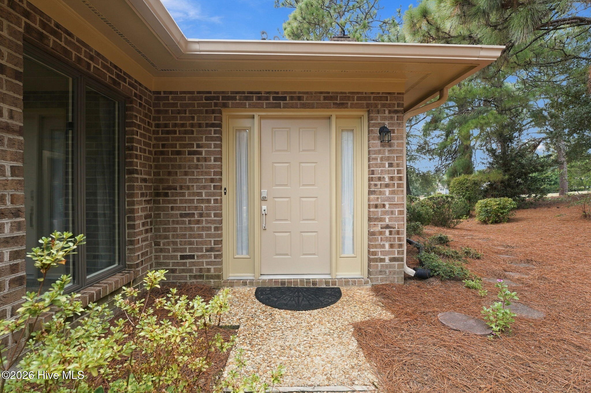 140 Safford Drive Property Photo 7