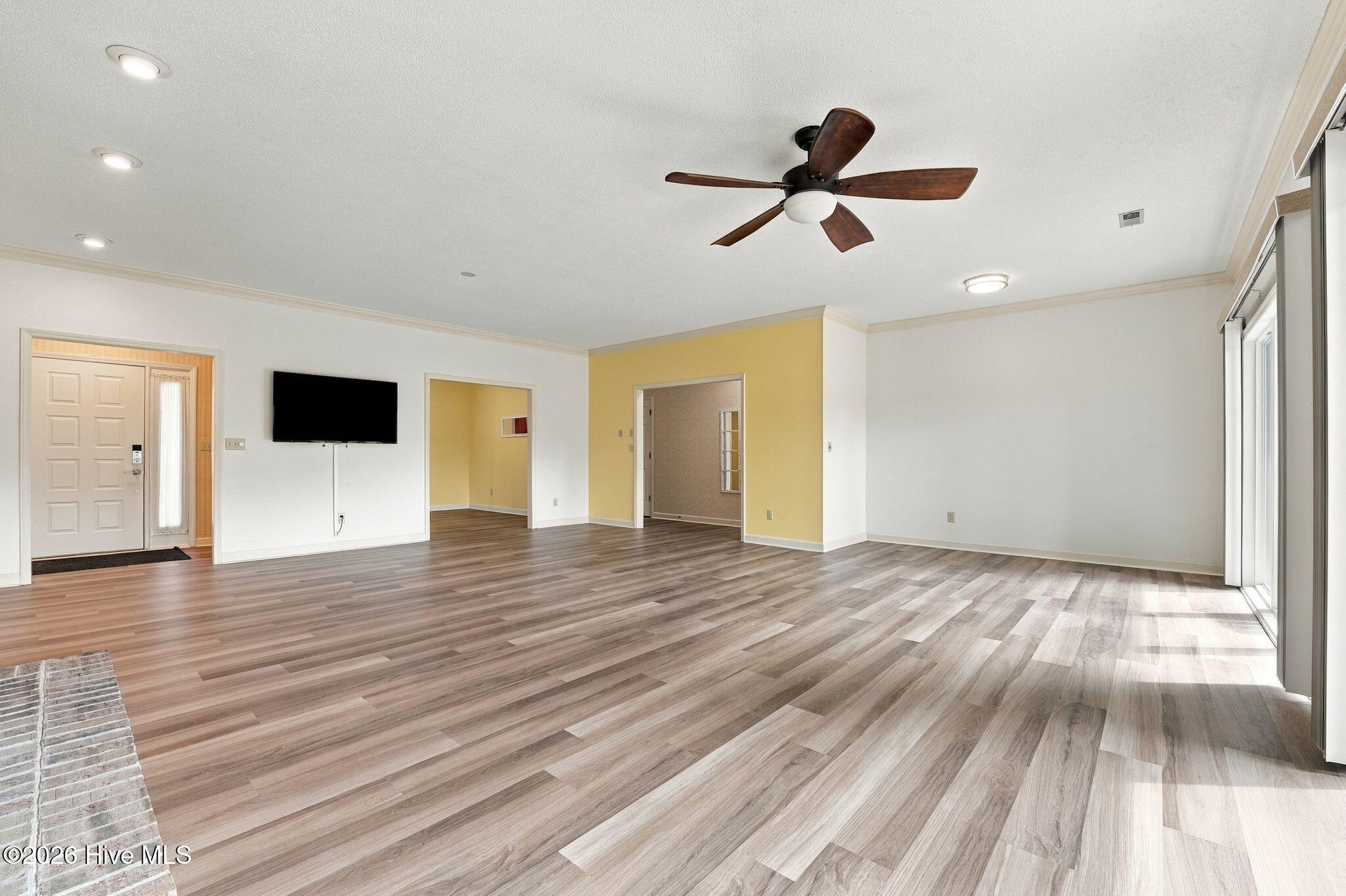 140 Safford Drive Property Photo 14