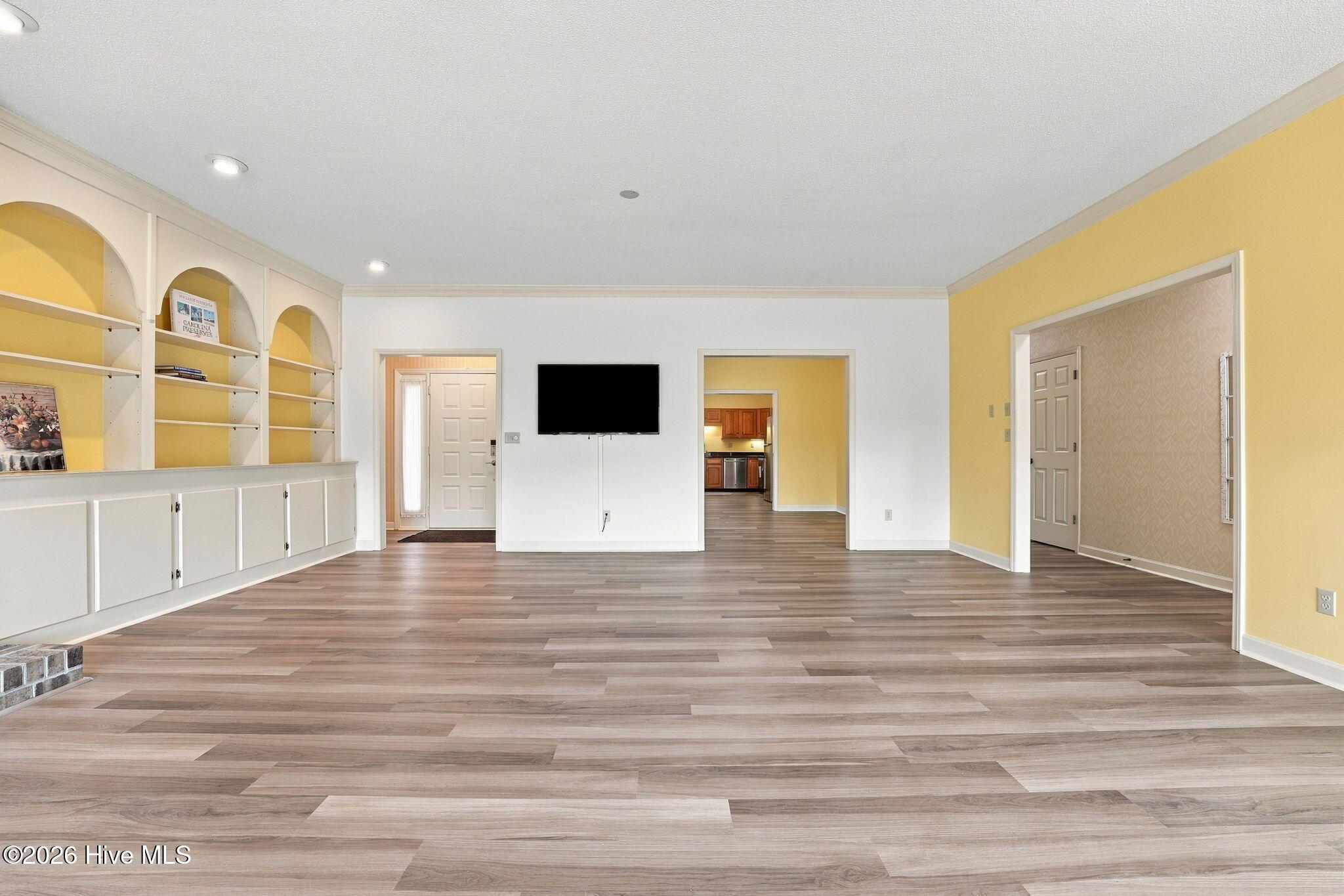 140 Safford Drive Property Photo 15
