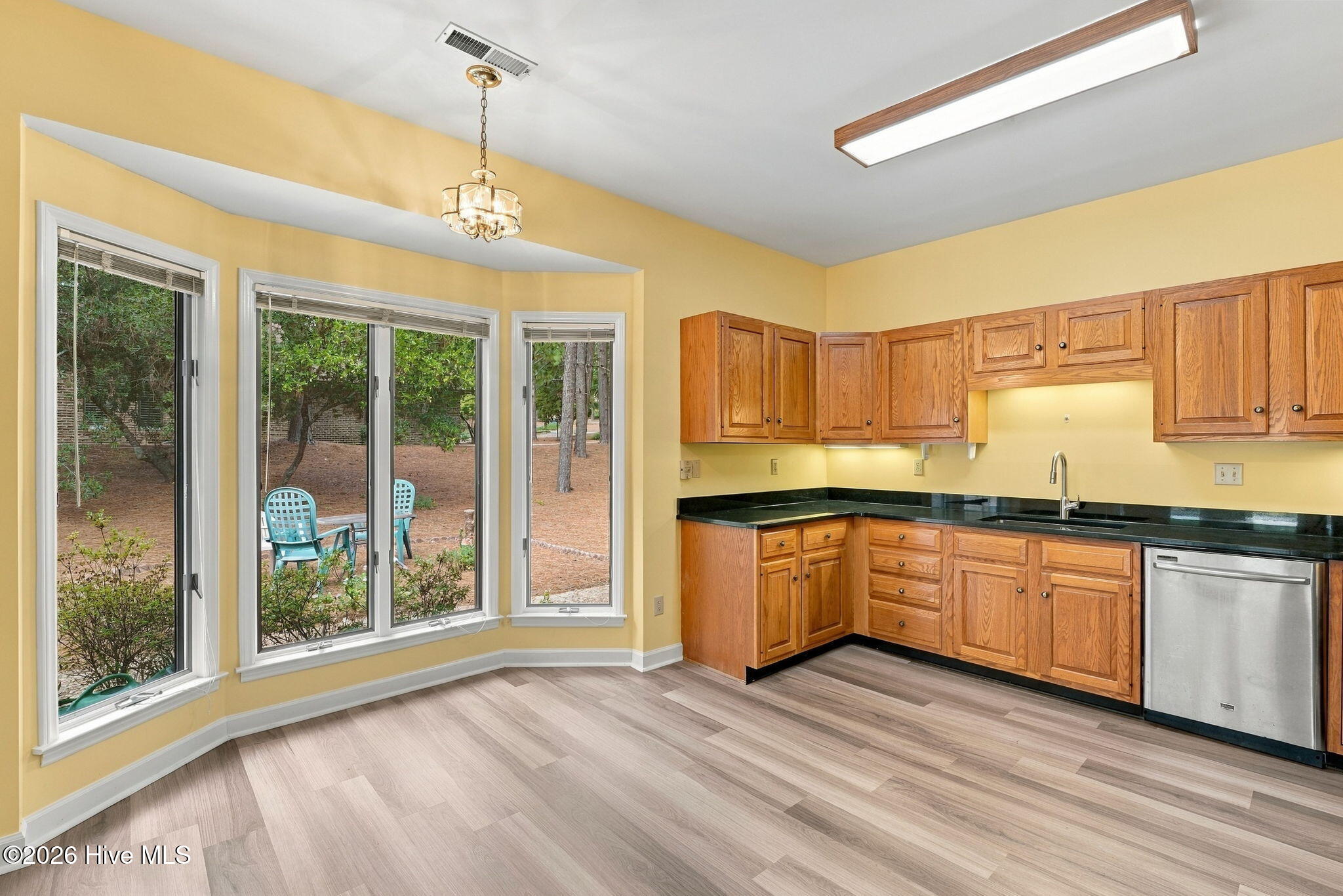 140 Safford Drive Property Photo 20
