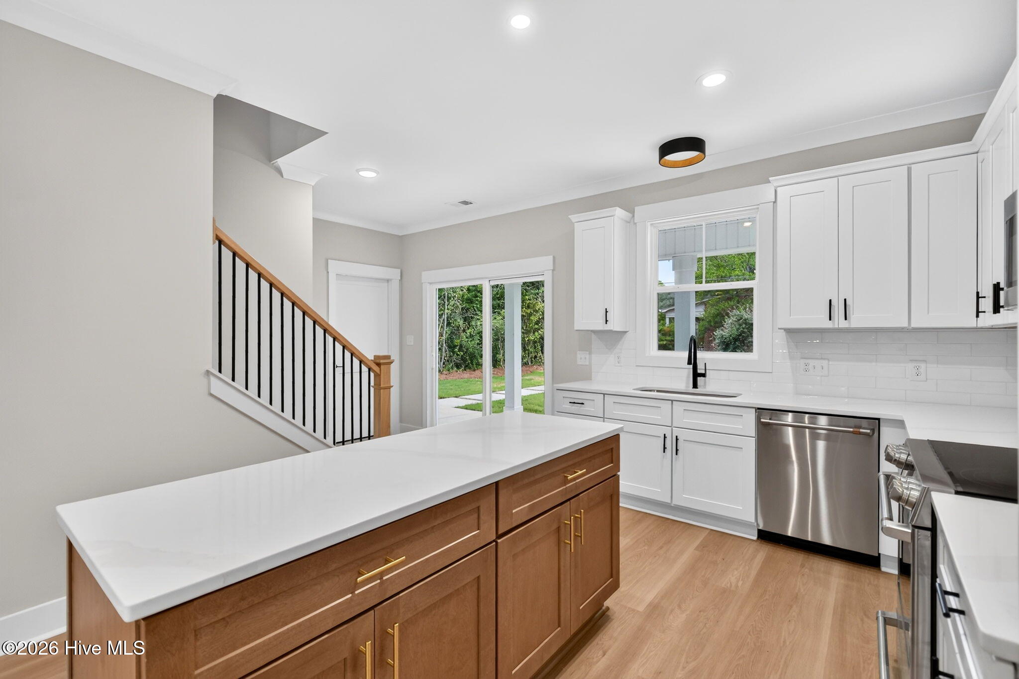 2303 Chestnut Street Property Photo 17