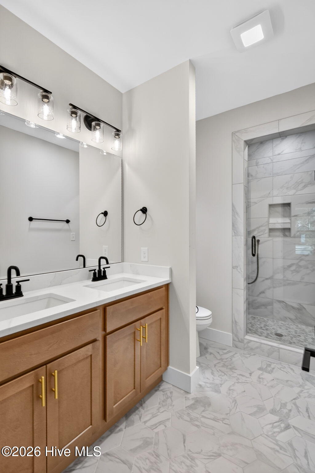 2303 Chestnut Street Property Photo 29