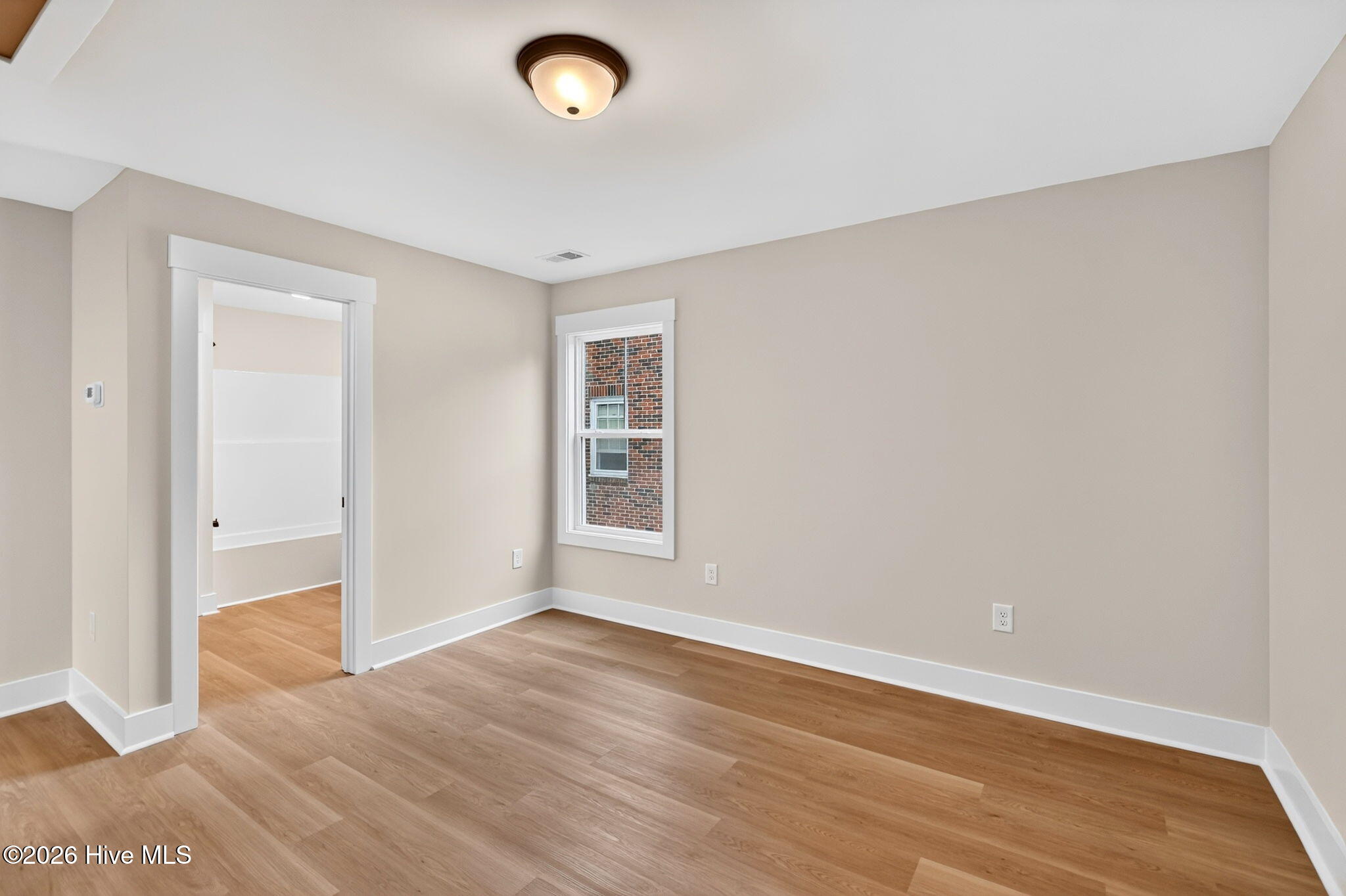 2303 Chestnut Street Property Photo 34