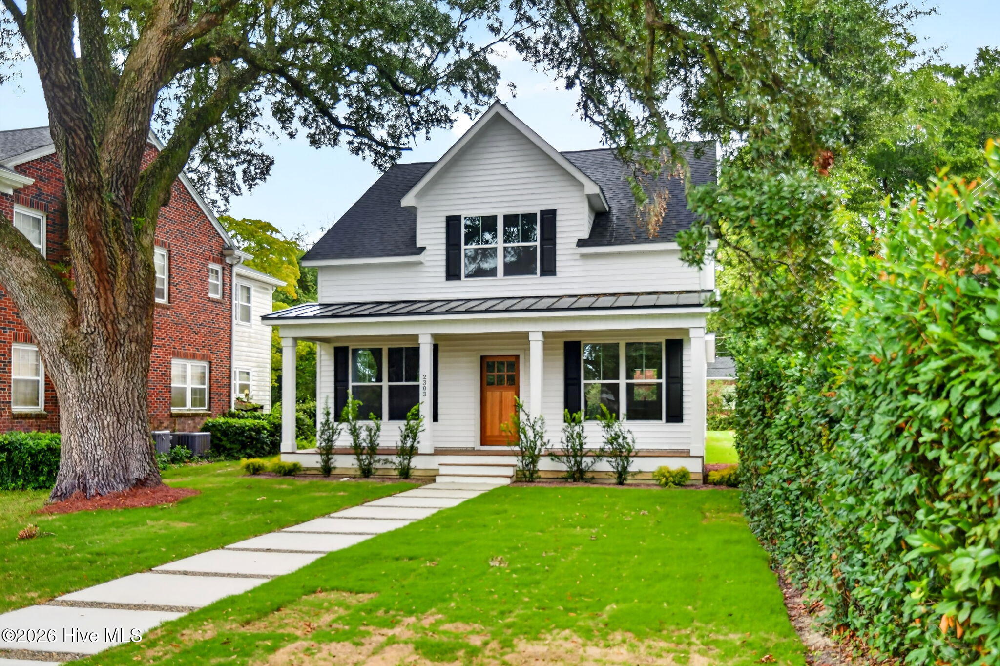 2303 Chestnut Street Property Photo 44
