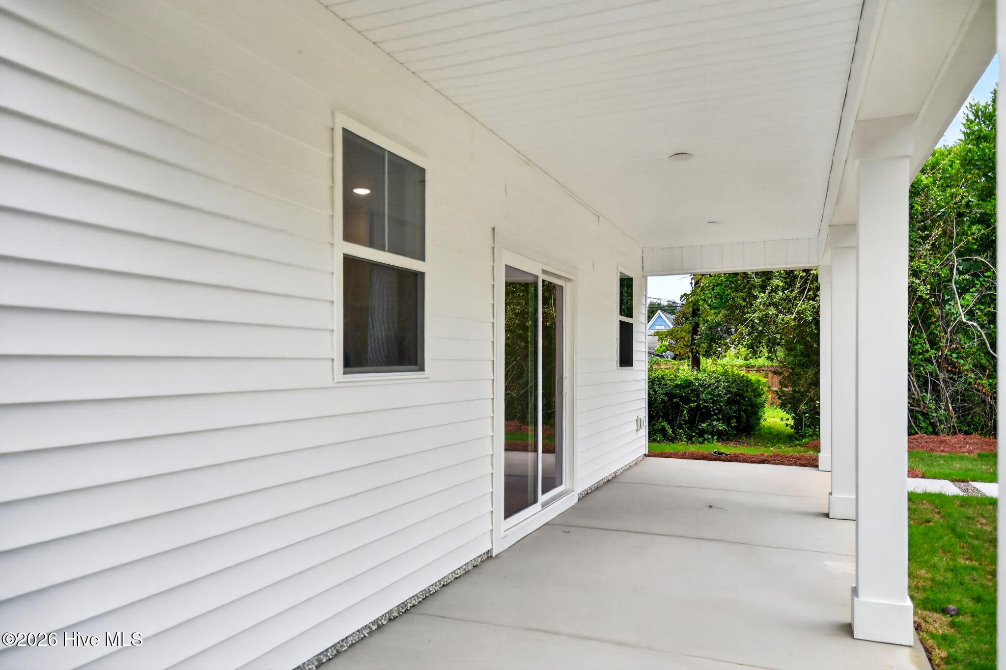 2303 Chestnut Street Property Photo 47