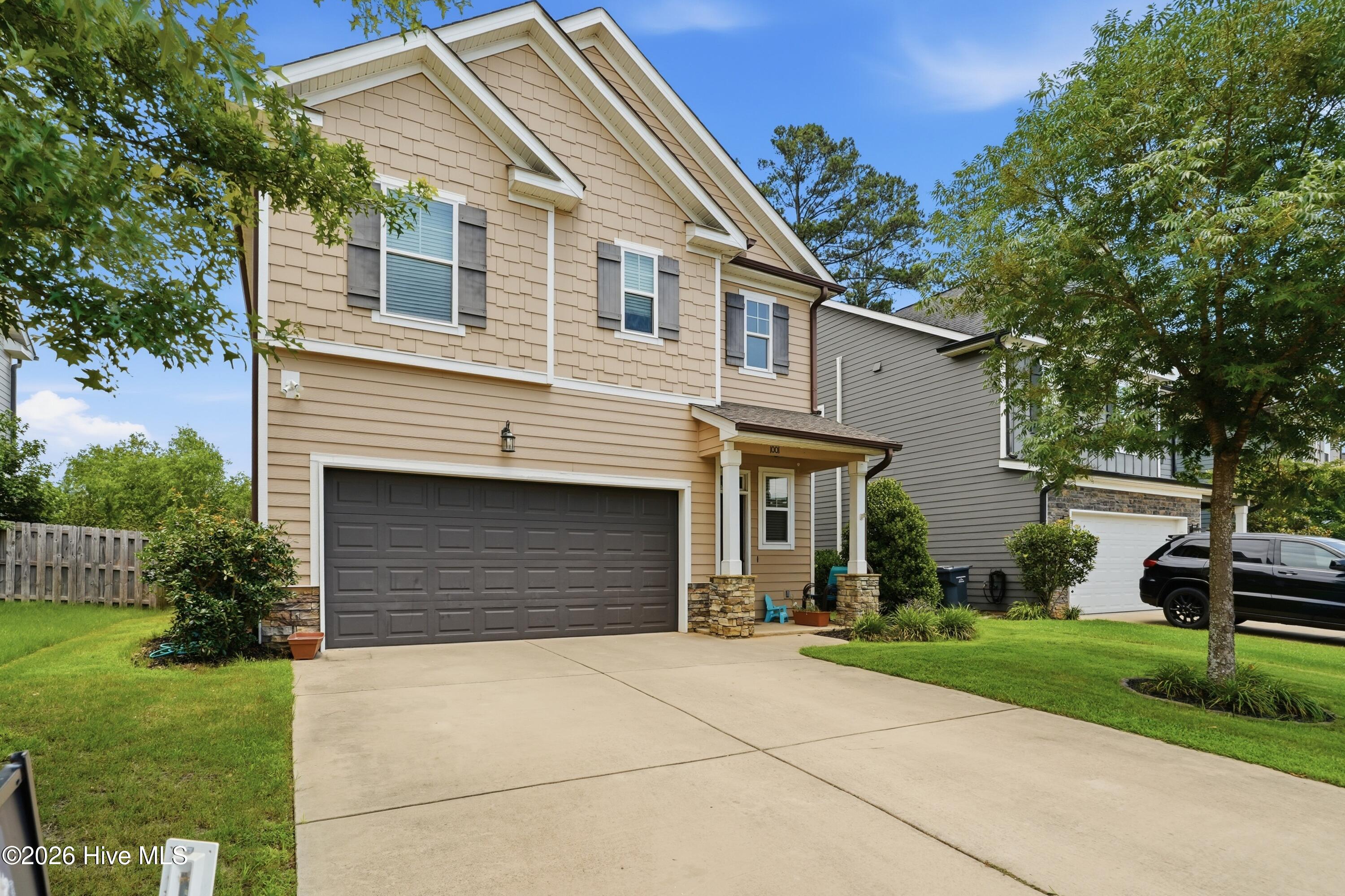 1001 Glenhaven Drive Property Photo 1