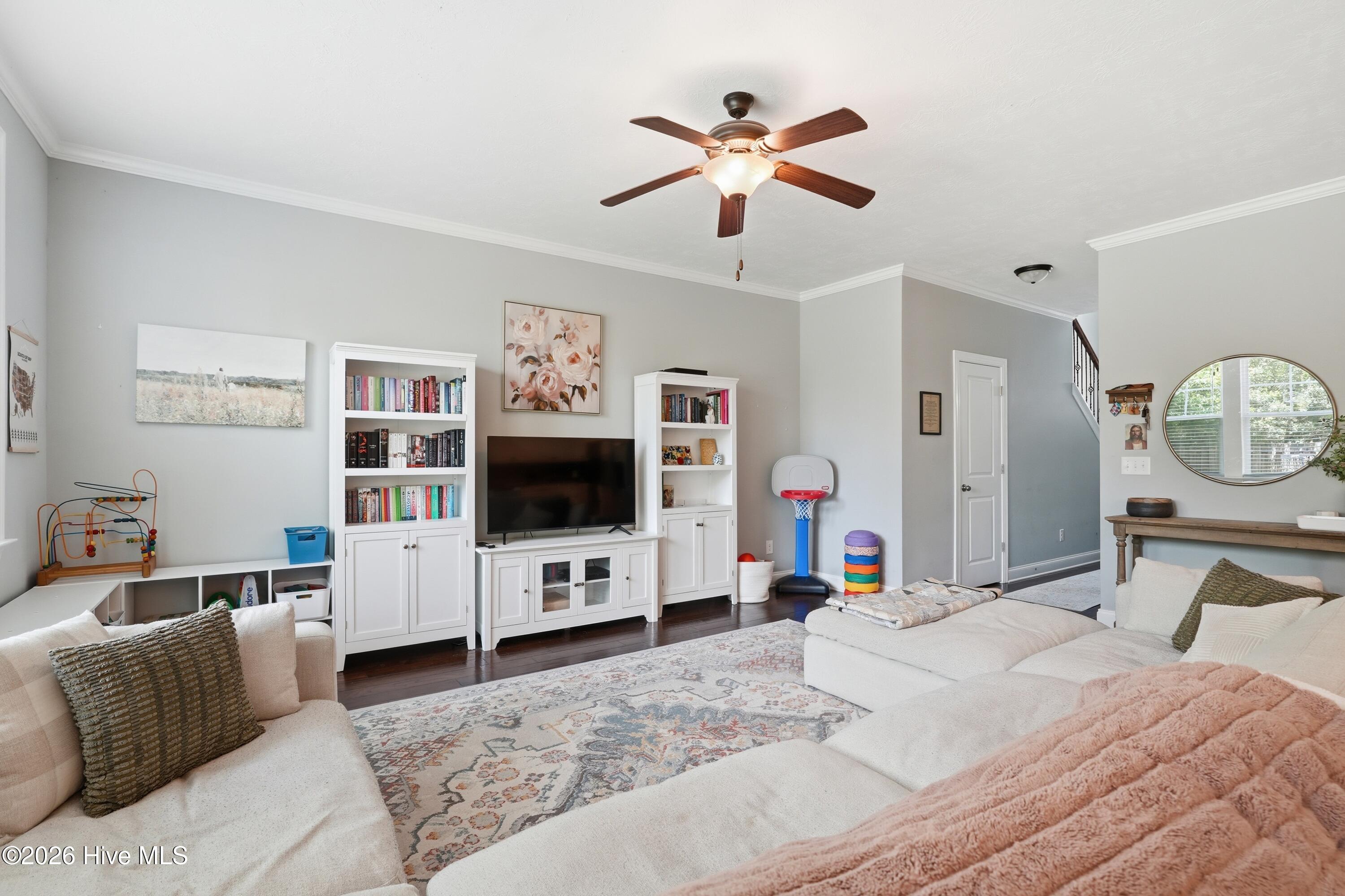 1001 Glenhaven Drive Property Photo 2