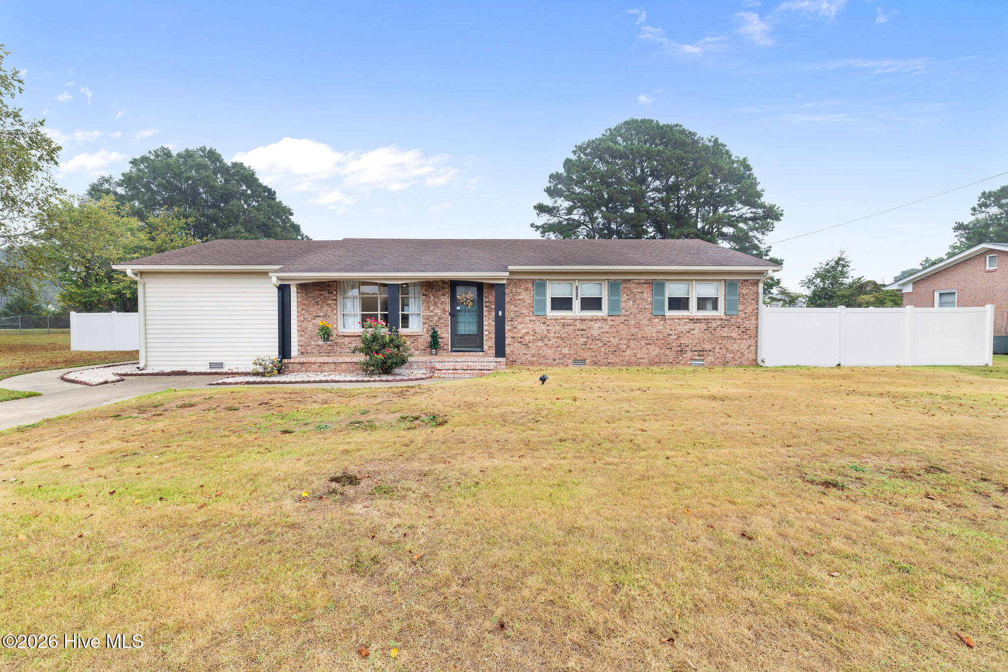3007 Mclain Street Property Photo 1