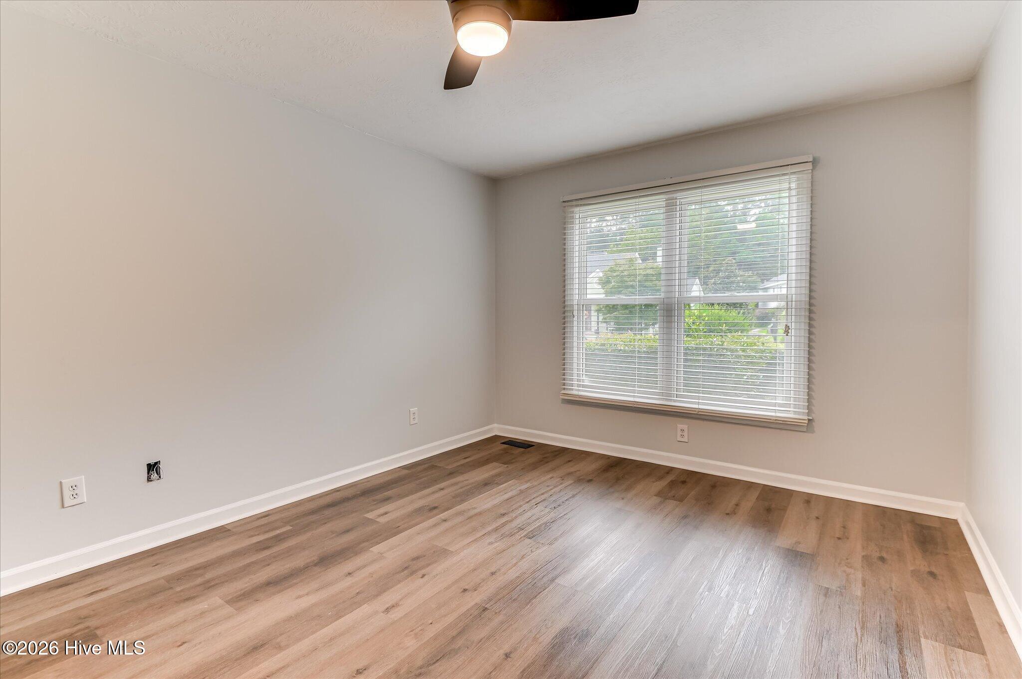 2827 Springwood Drive Property Photo 33