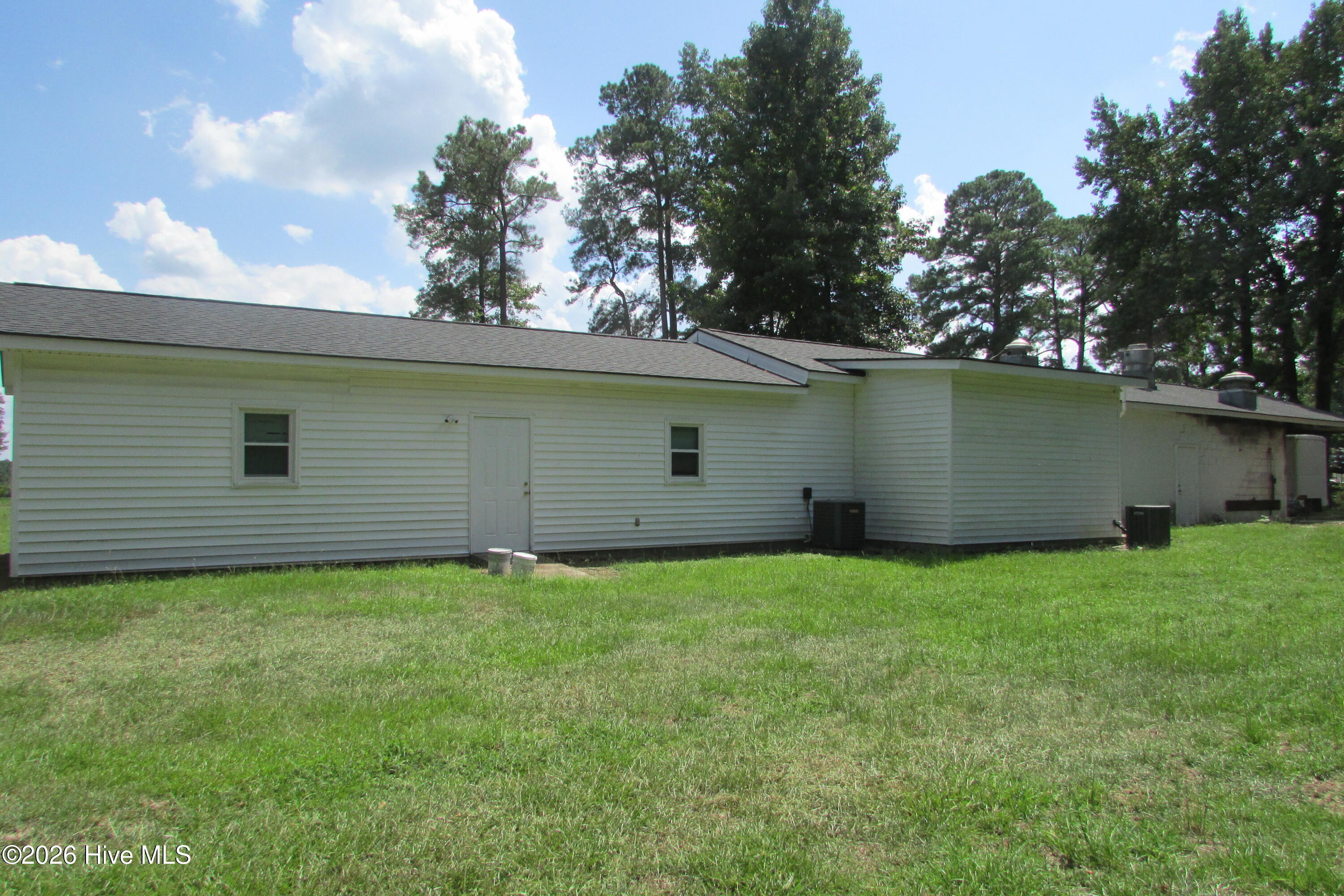 2347 W Wards Bridge Road Property Photo 2