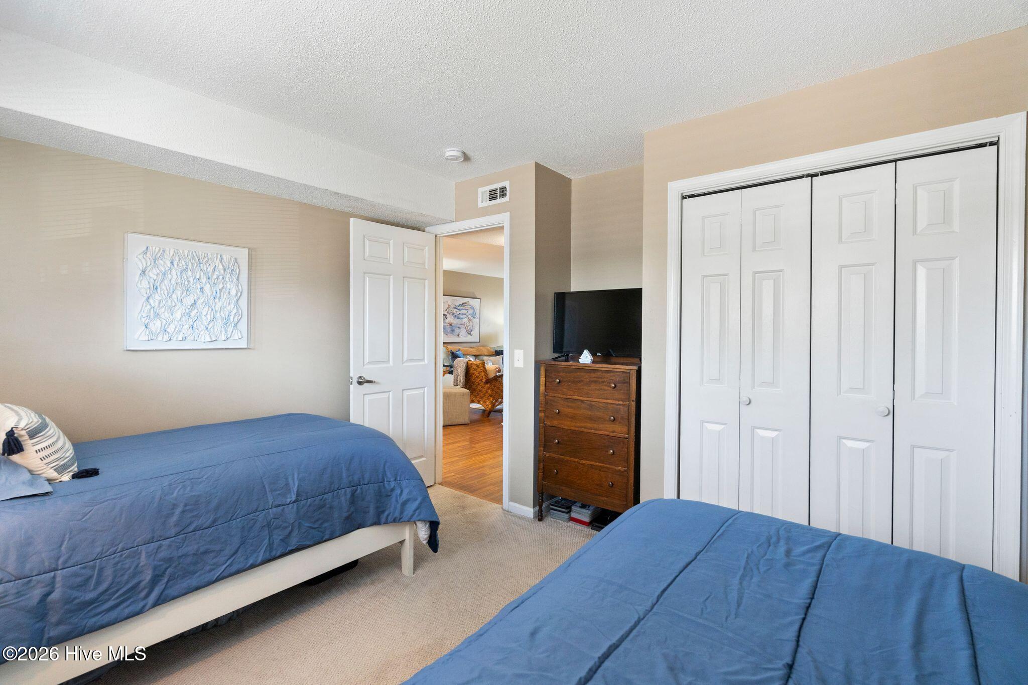 1101 Lake Park Boulevard S C2 Property Photo 26