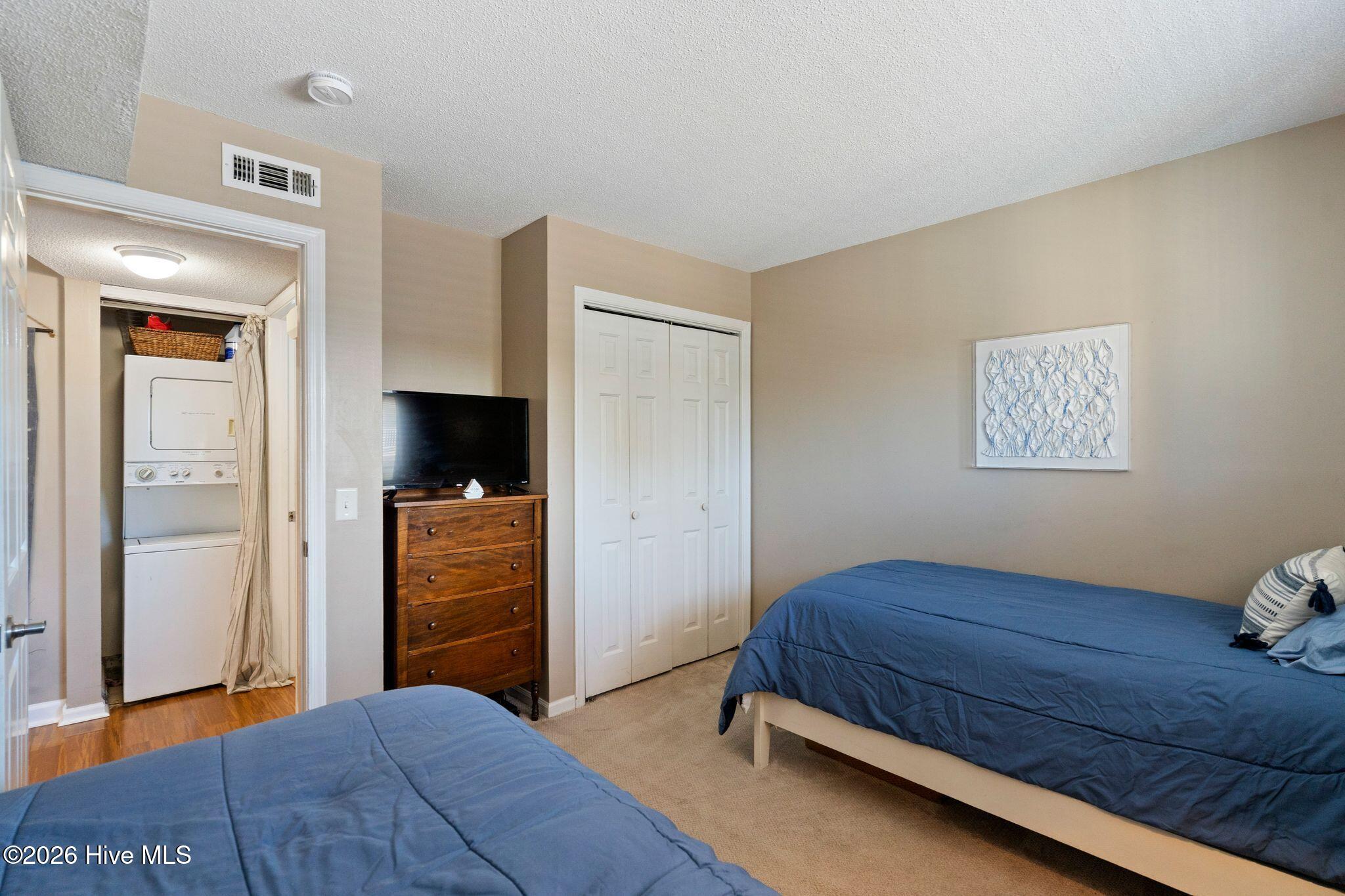 1101 Lake Park Boulevard S C2 Property Photo 27