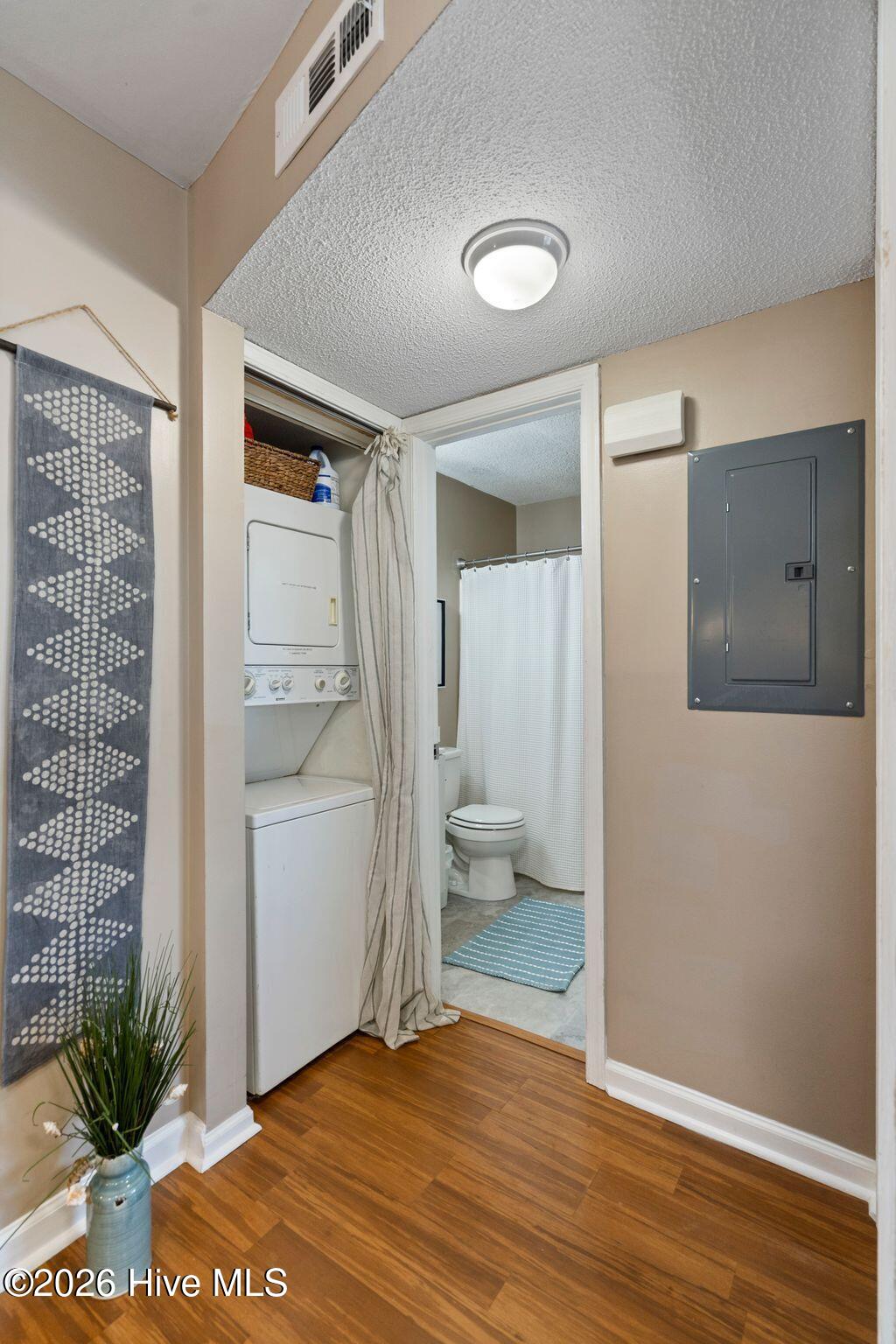 1101 Lake Park Boulevard S C2 Property Photo 28