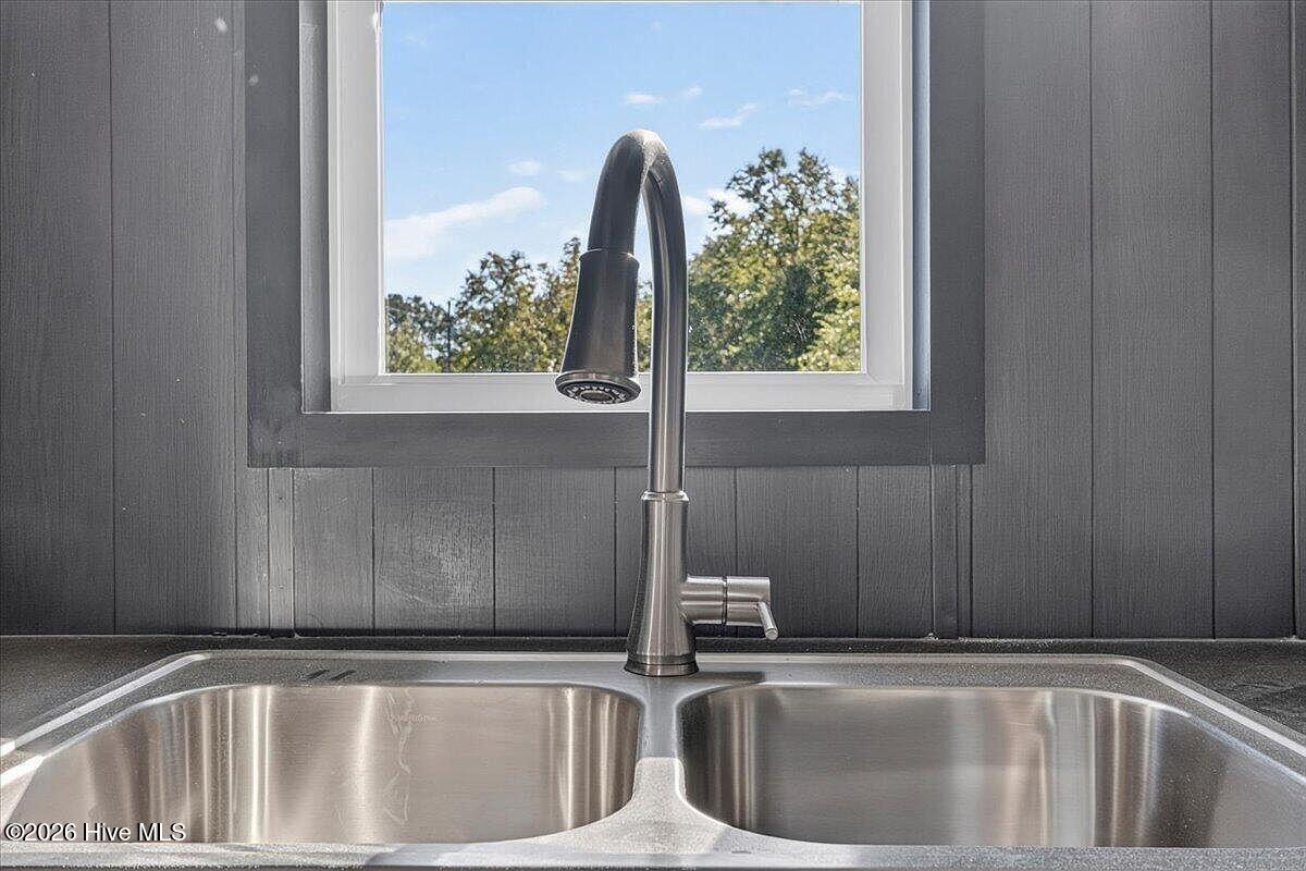 204 Grummen Road Property Photo 17