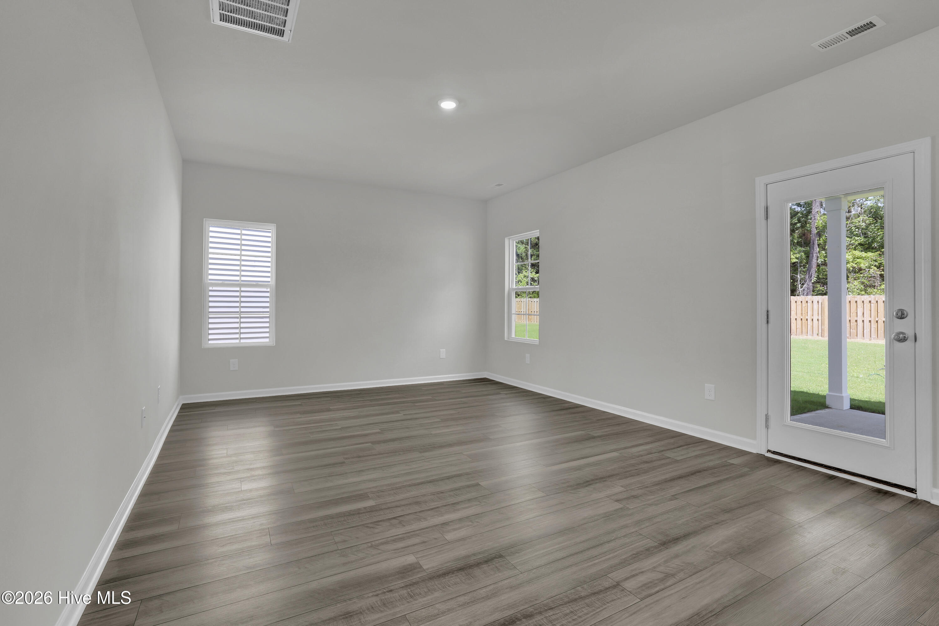 1153 Tennessee Walker Way Property Photo 7
