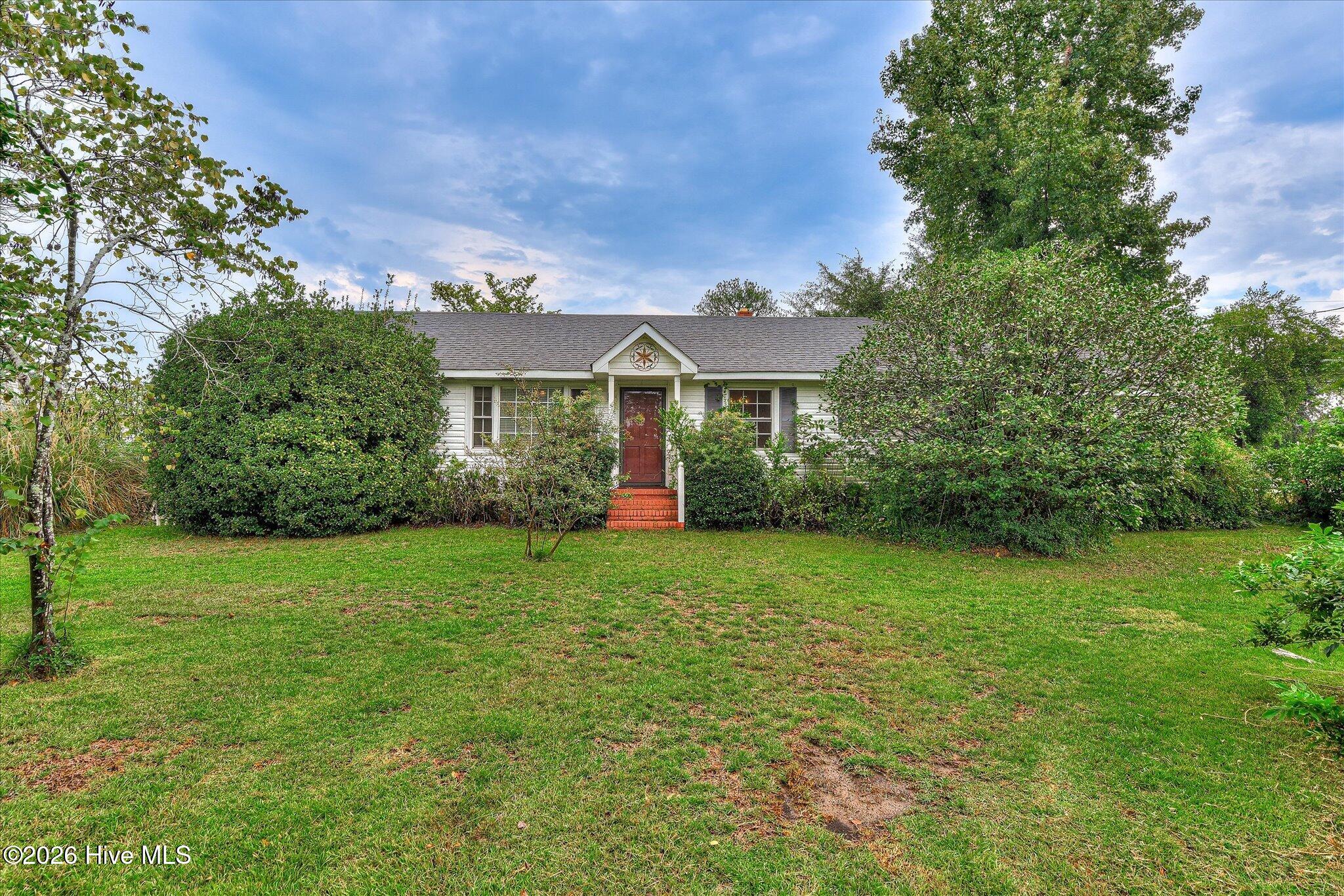 1924 Pine Haven Road Property Photo 1