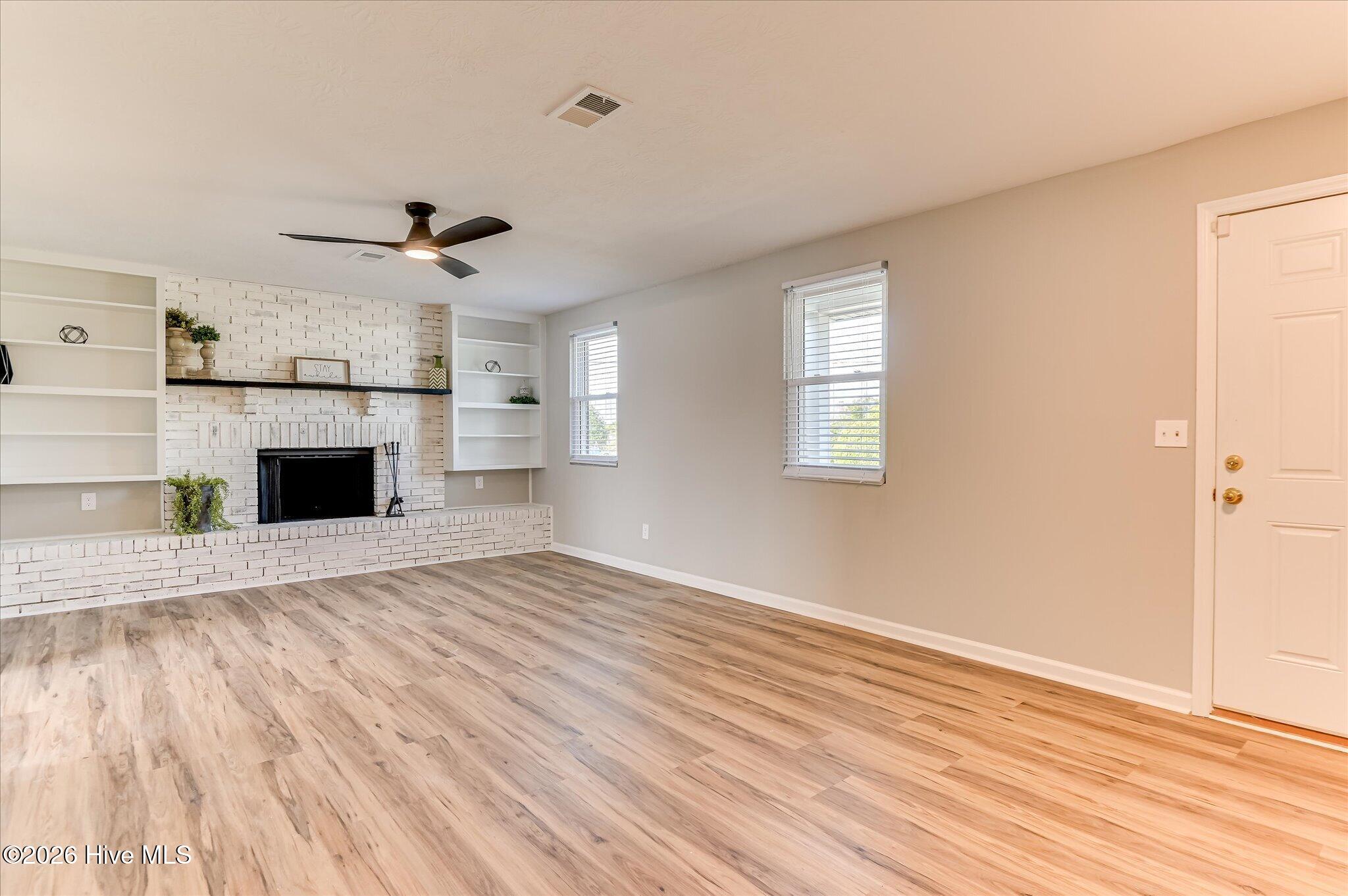 3738 Fairington Drive Property Photo 4