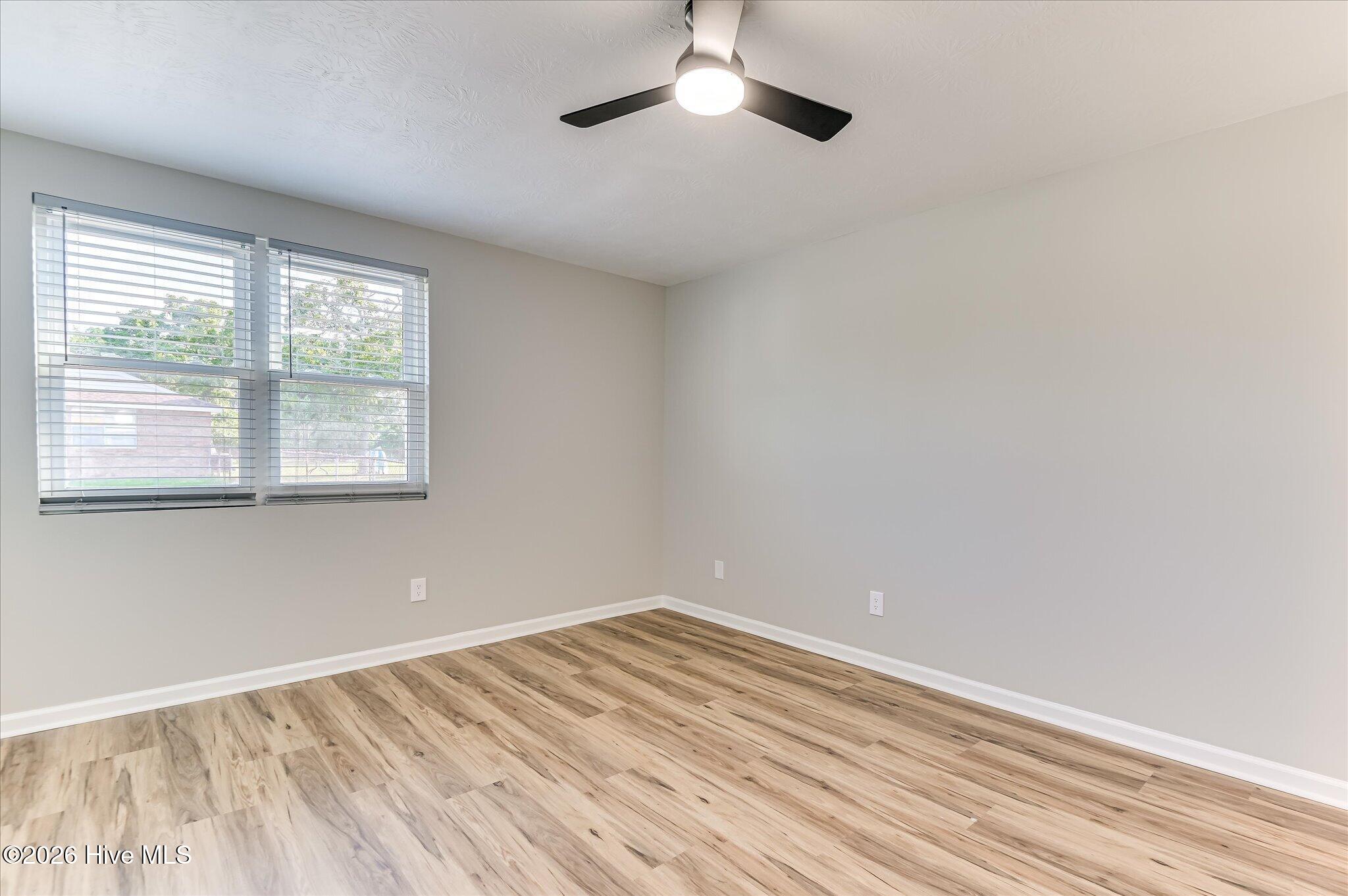 3738 Fairington Drive Property Photo 16