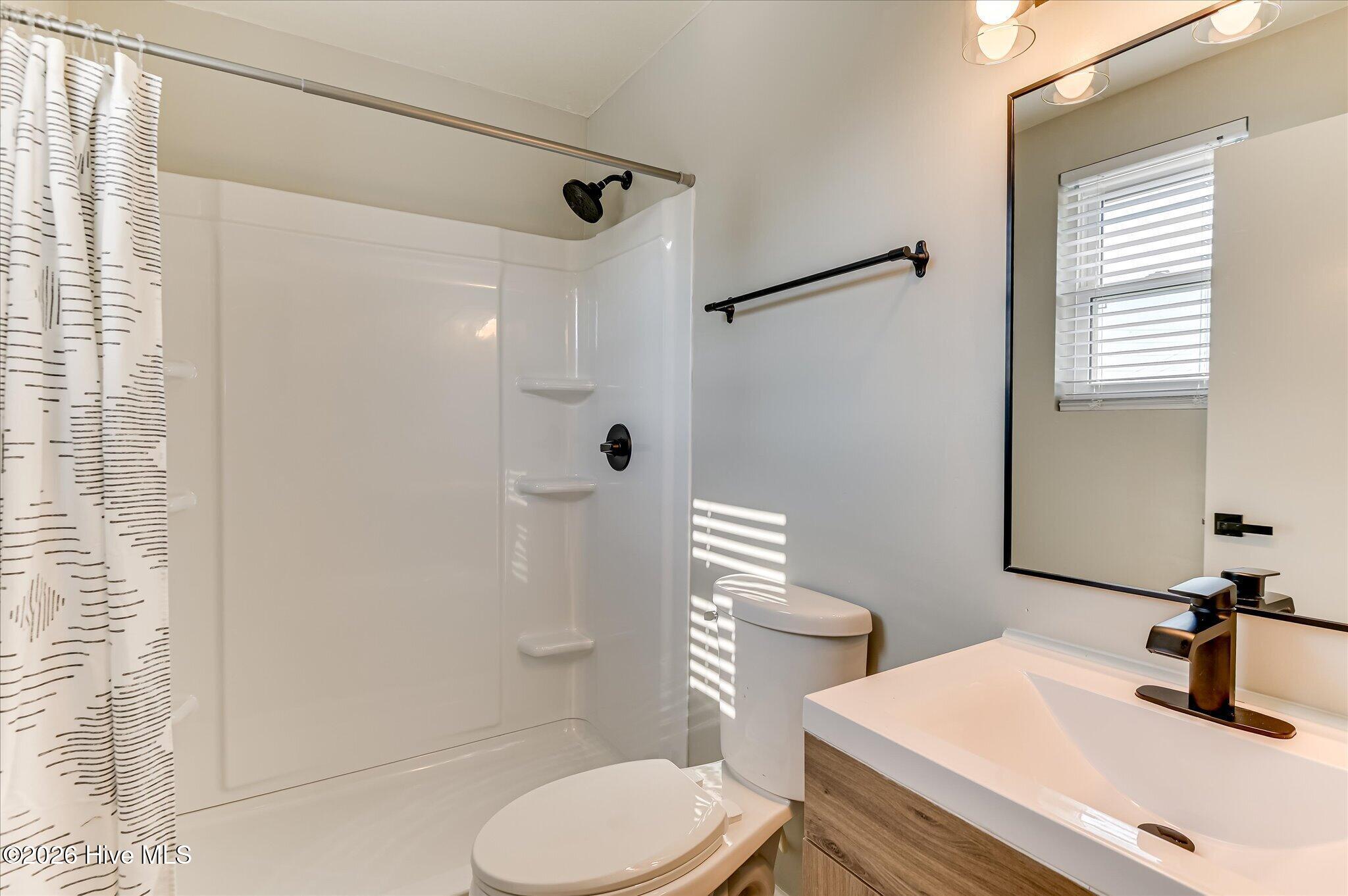3738 Fairington Drive Property Photo 20