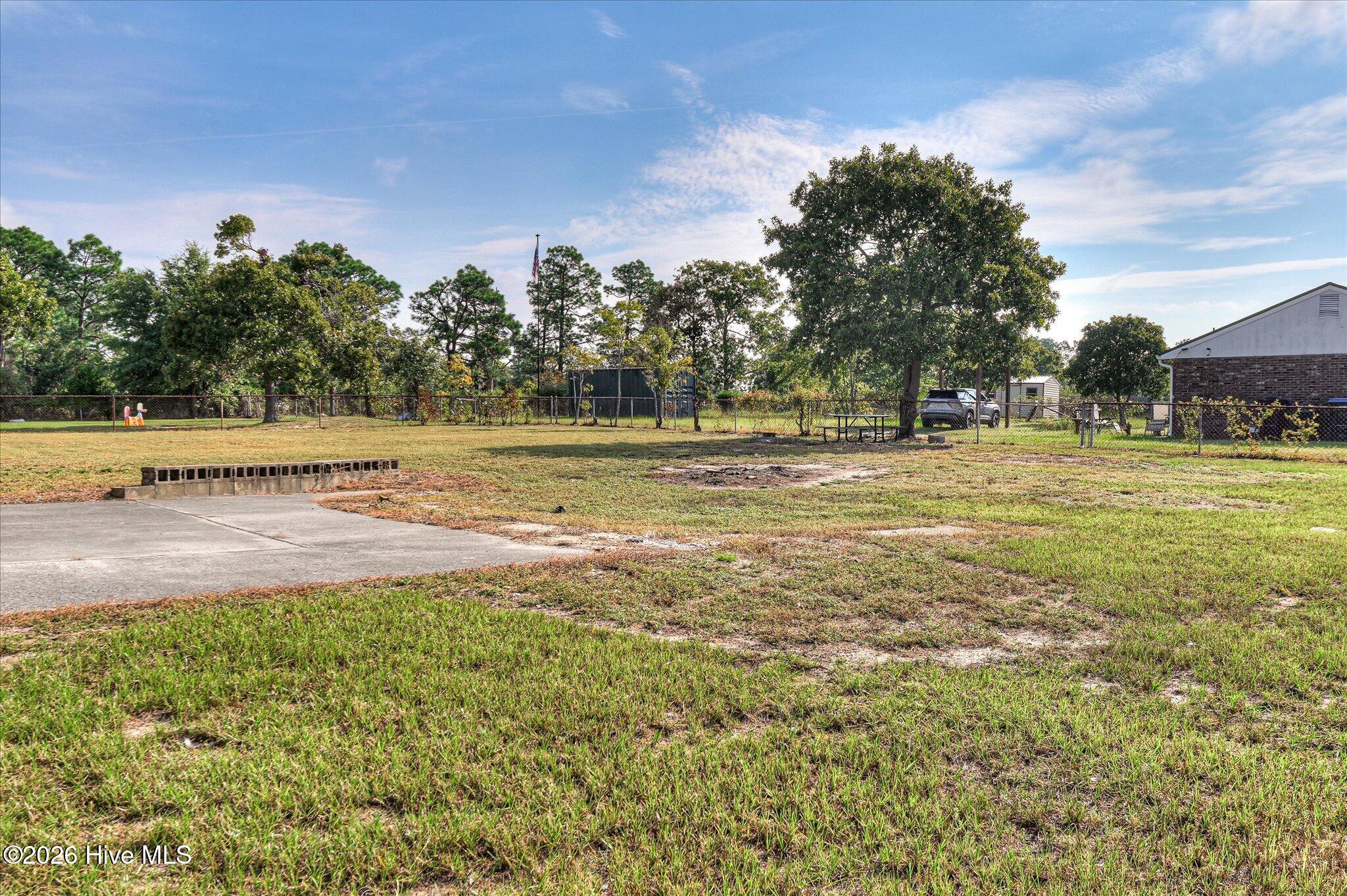 3738 Fairington Drive Property Photo 24