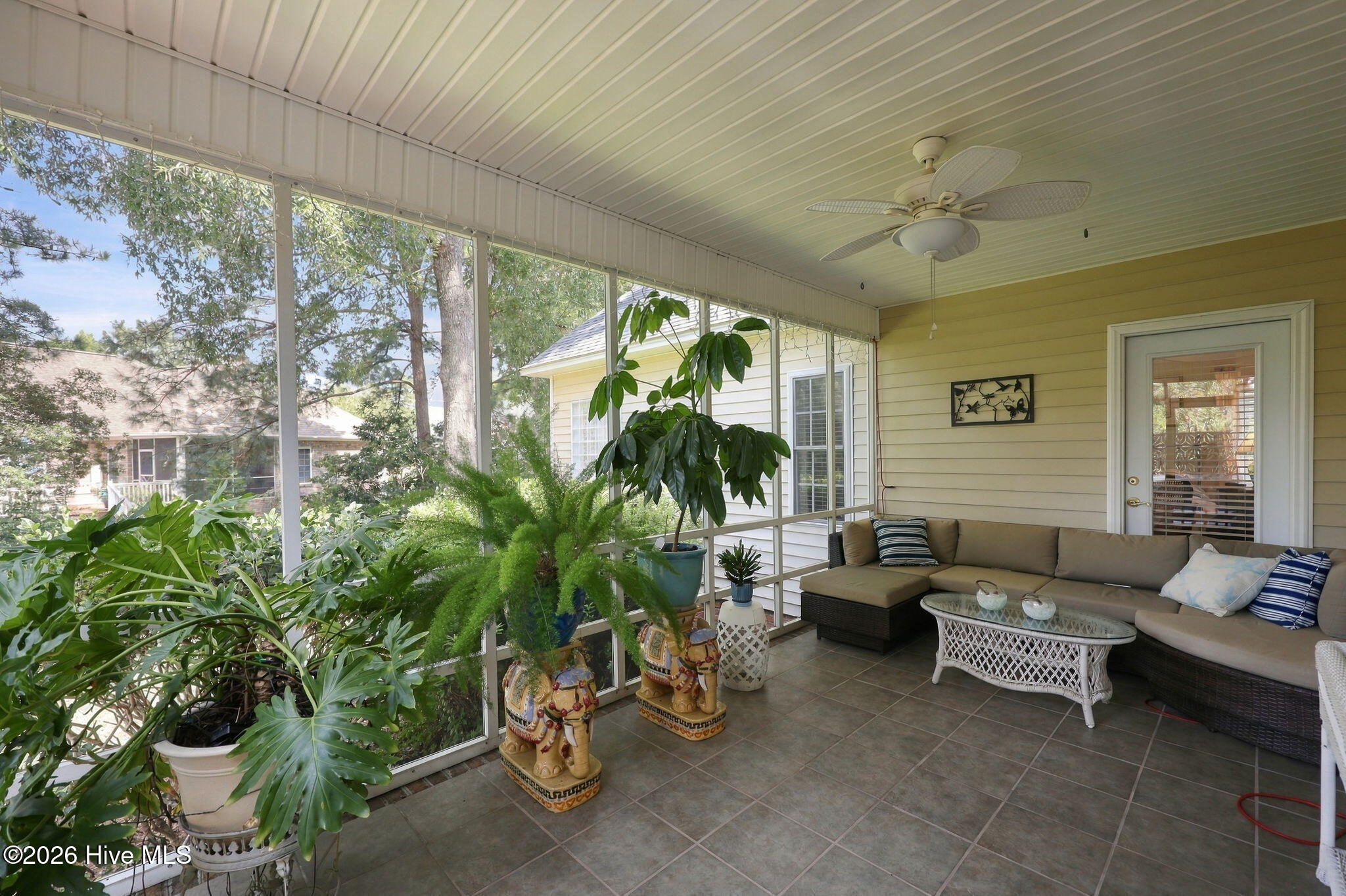 712 Taberna Circle Property Photo 38