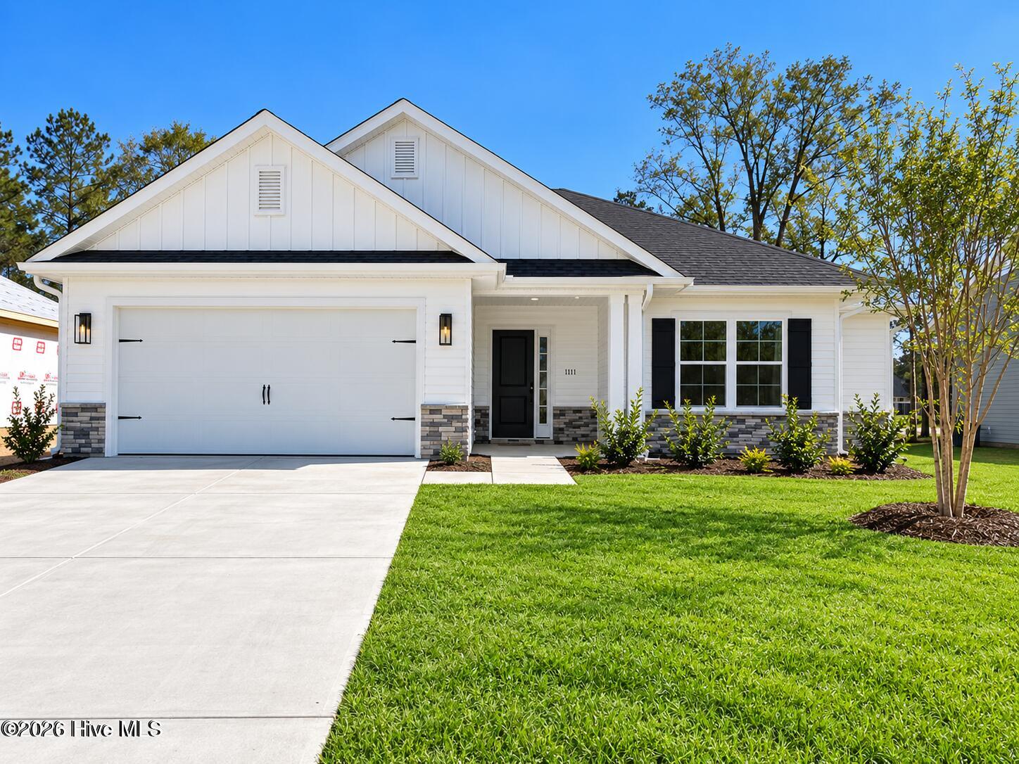 2101 Sandbrook Loop Property Photo 1