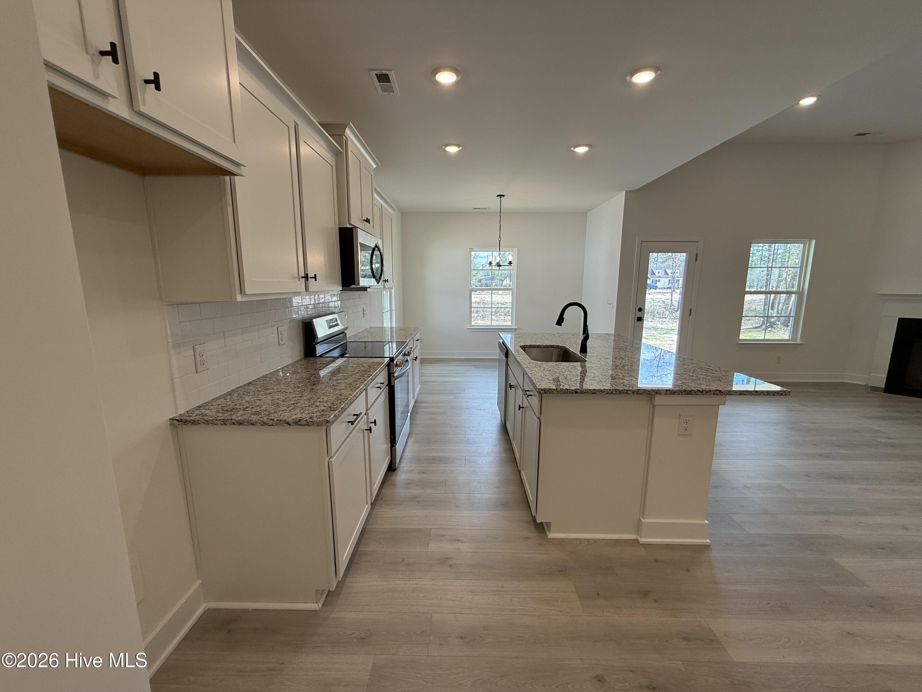 2101 Sandbrook Loop Property Photo 17