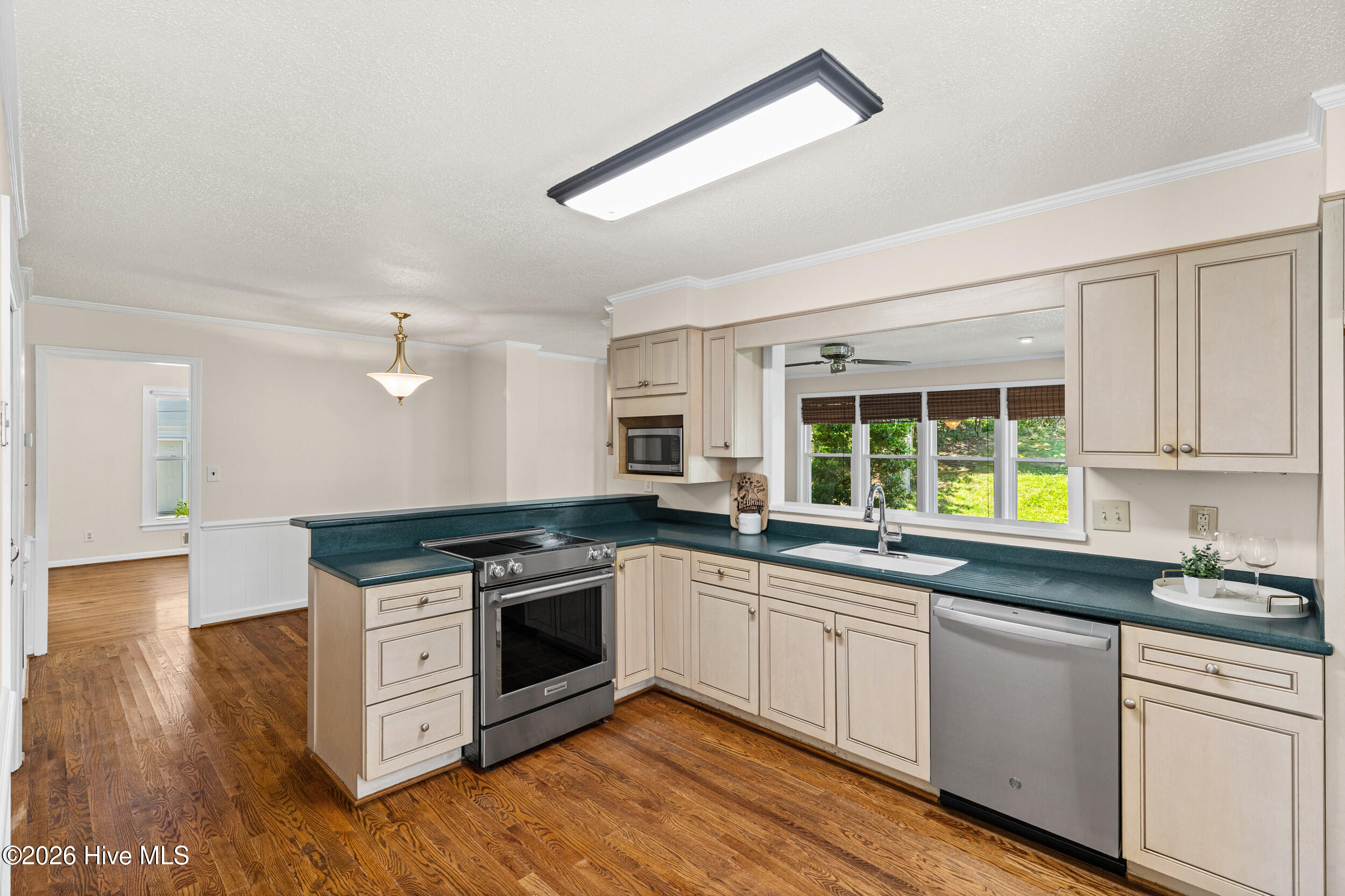 233 Chatham Road Property Photo 5