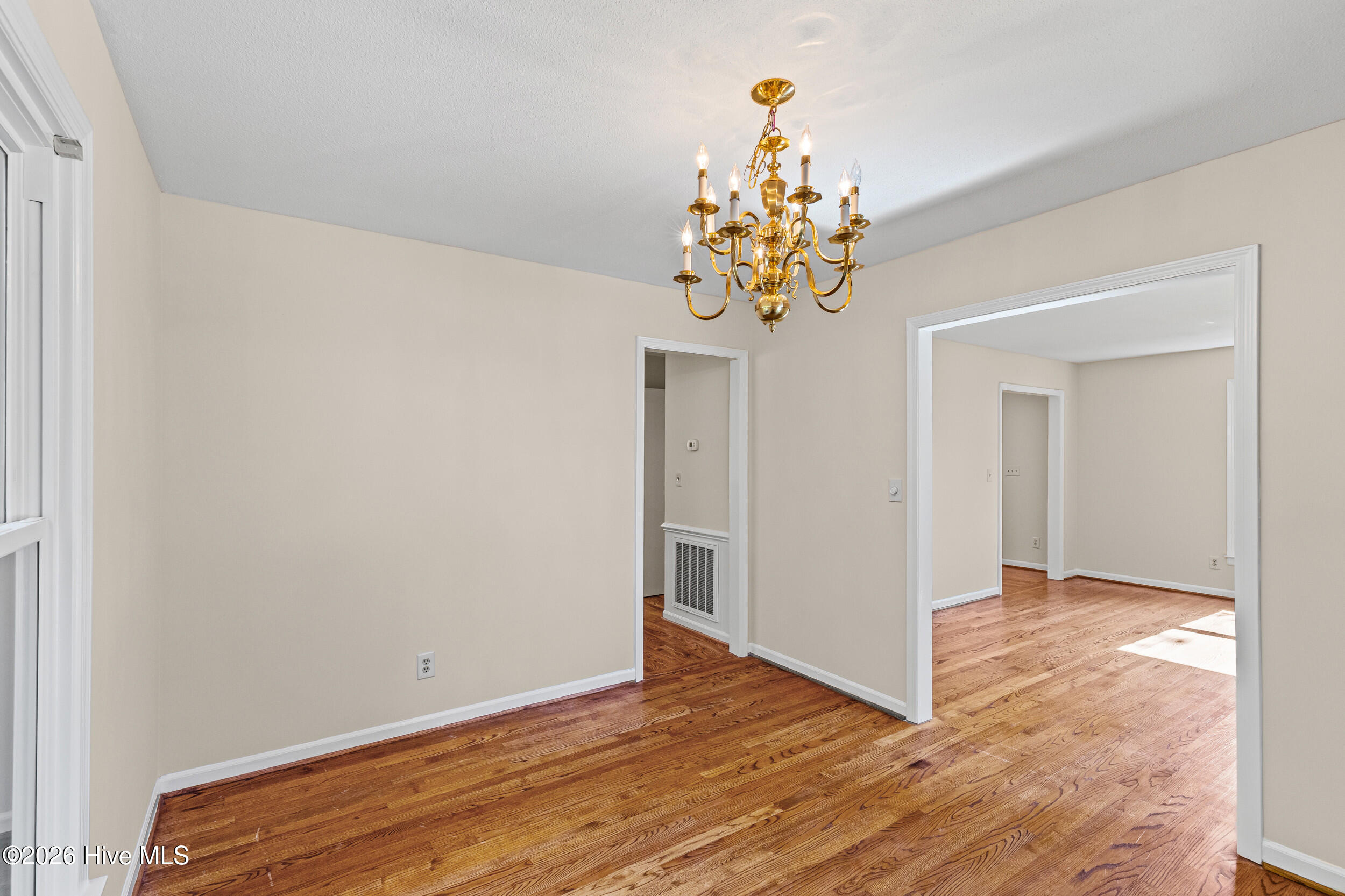 233 Chatham Road Property Photo 28