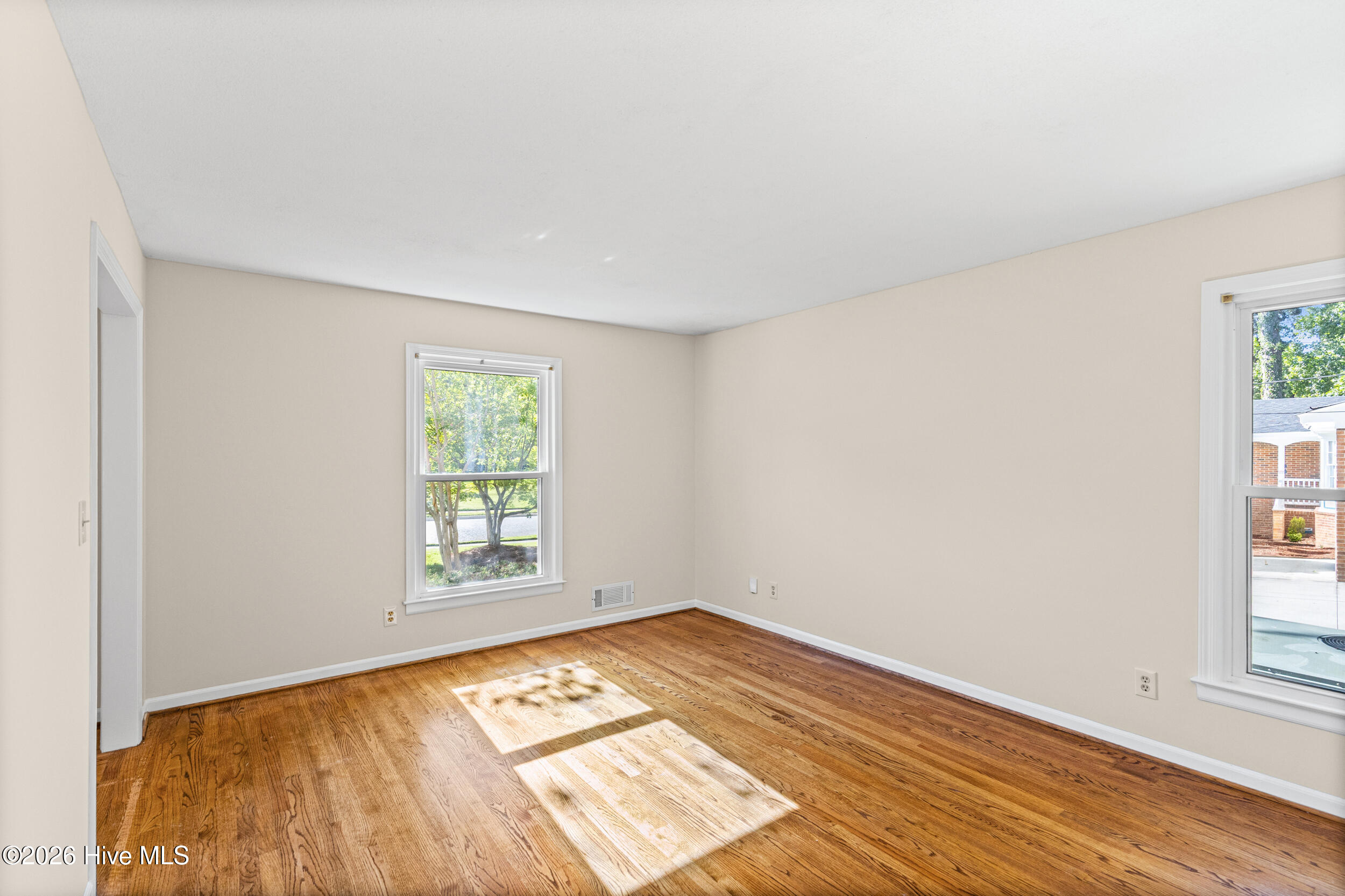 233 Chatham Road Property Photo 32