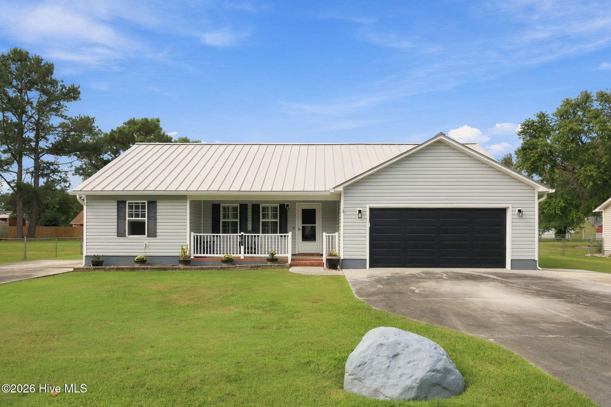 107 Fodder Drive Property Photo 1