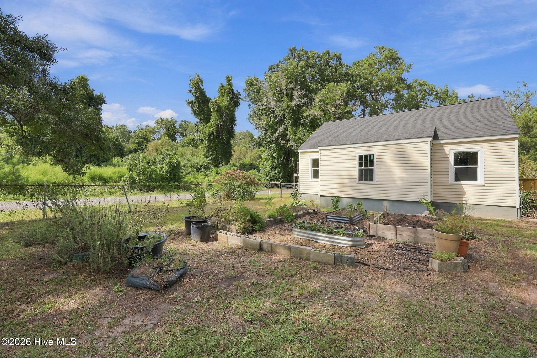 2707 Alabama Avenue Property Photo 6