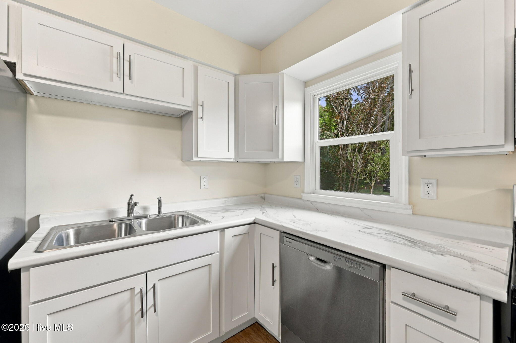 2707 Alabama Avenue Property Photo 11