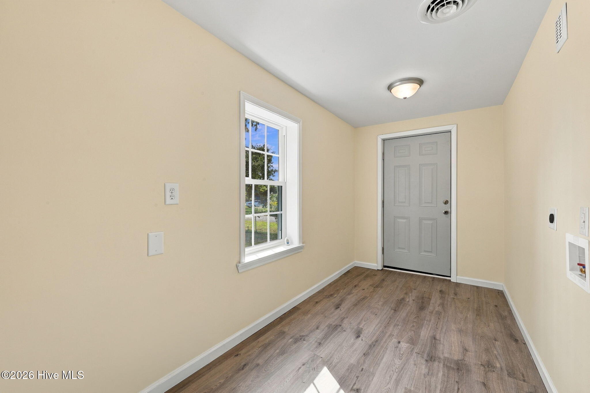2707 Alabama Avenue Property Photo 32