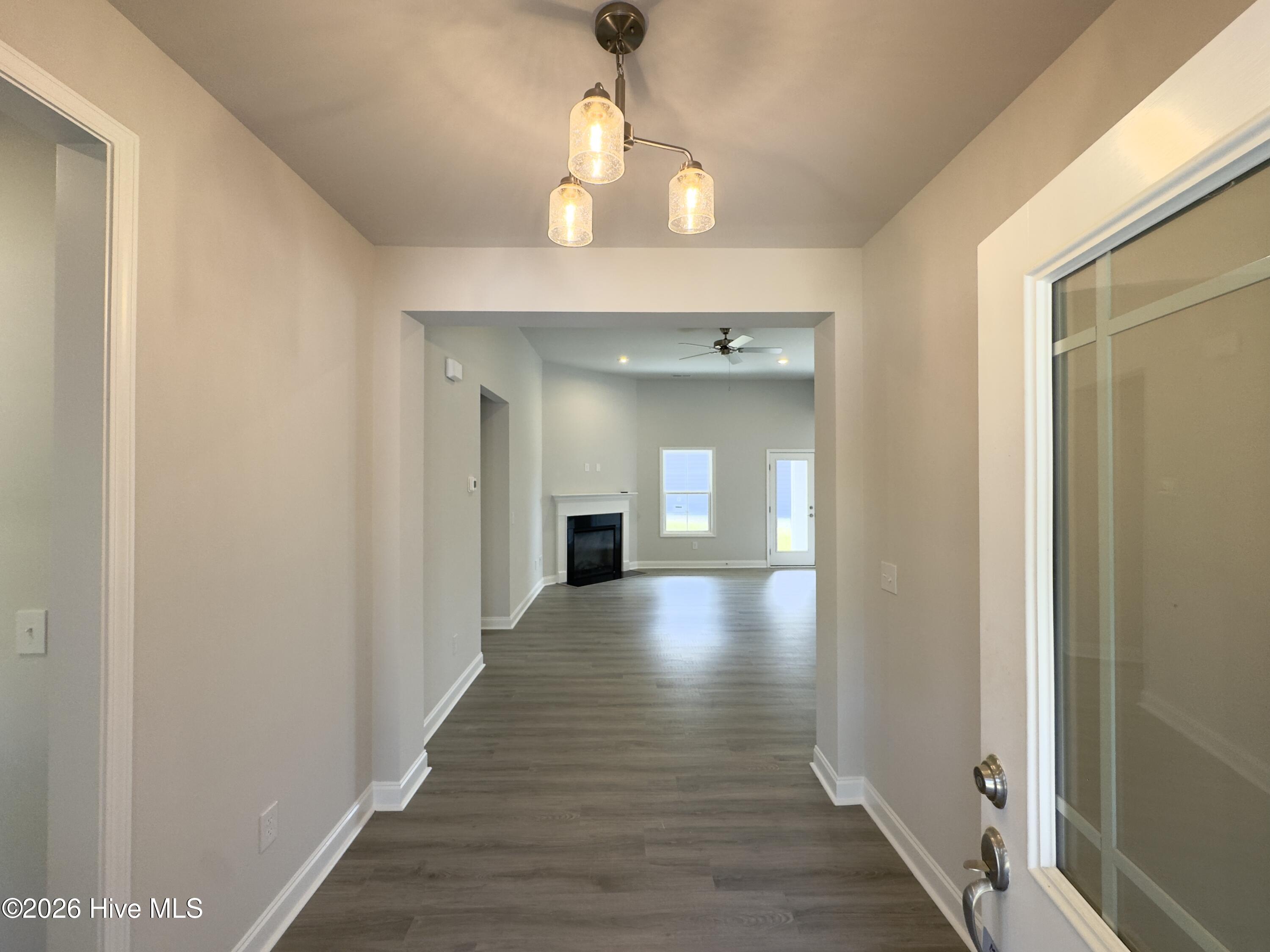 2105 Sandbrook Loop Property Photo 5