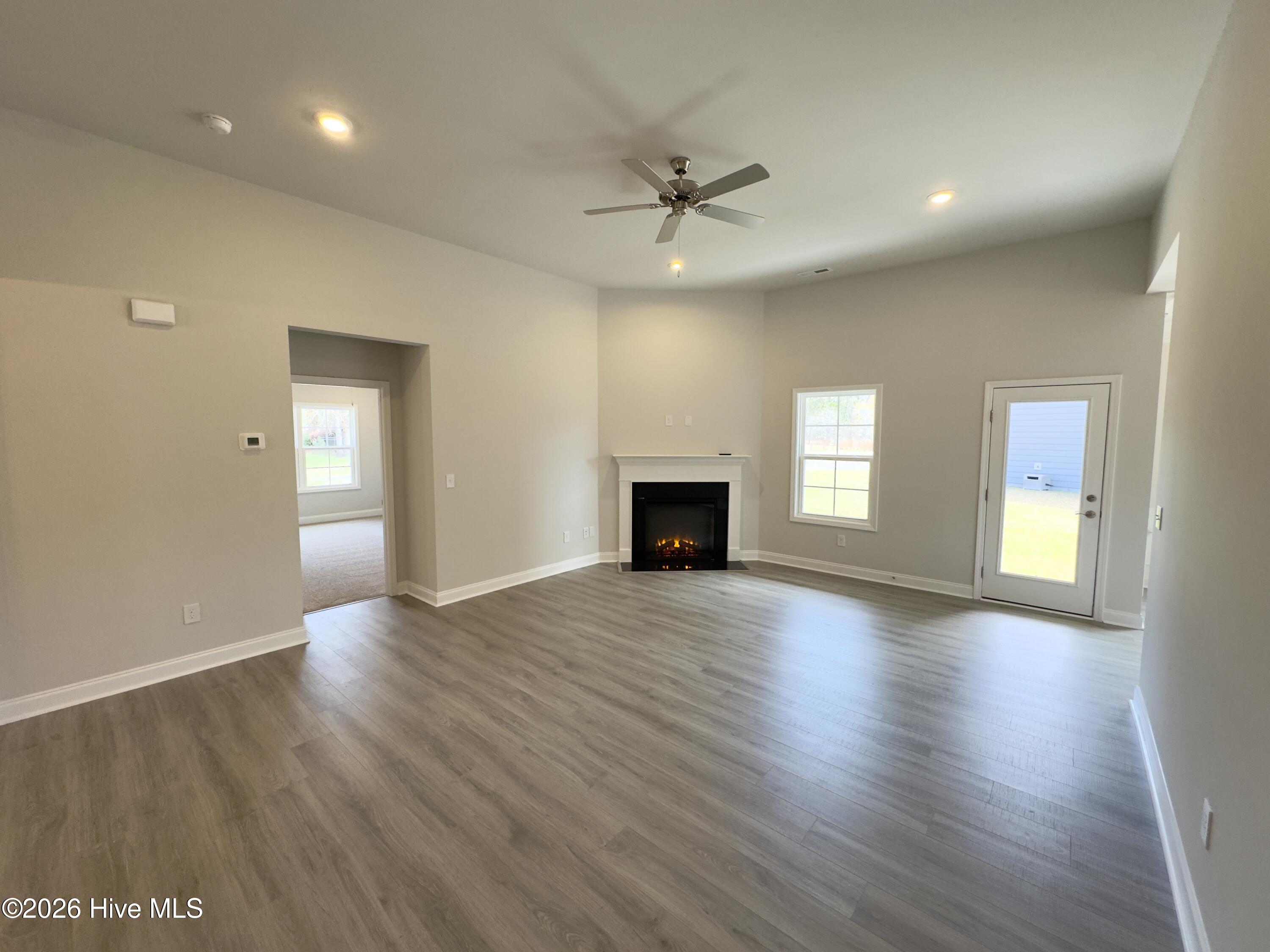 2105 Sandbrook Loop Property Photo 6