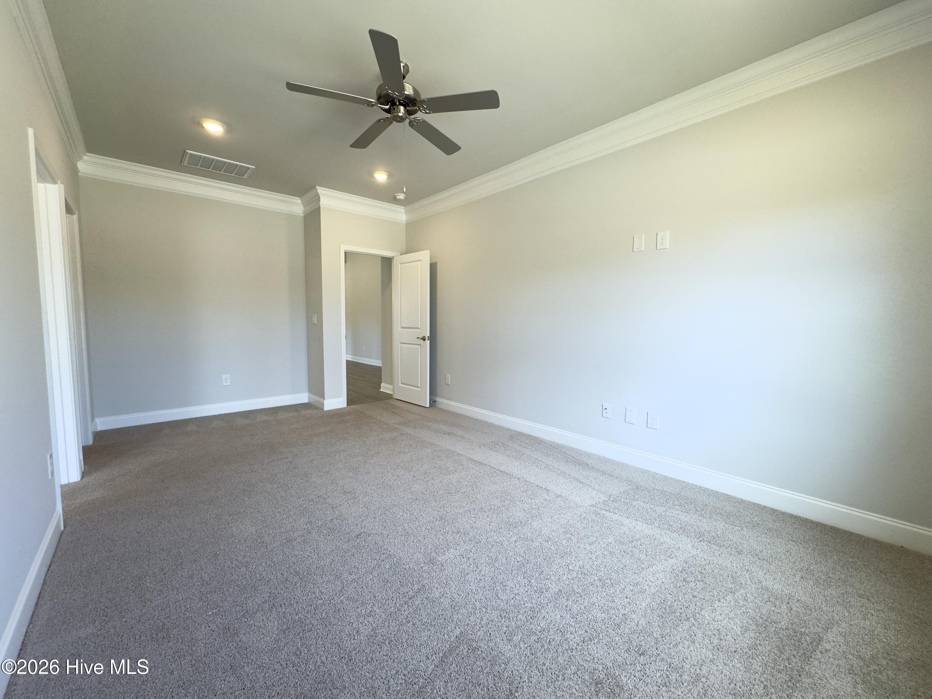 2105 Sandbrook Loop Property Photo 14