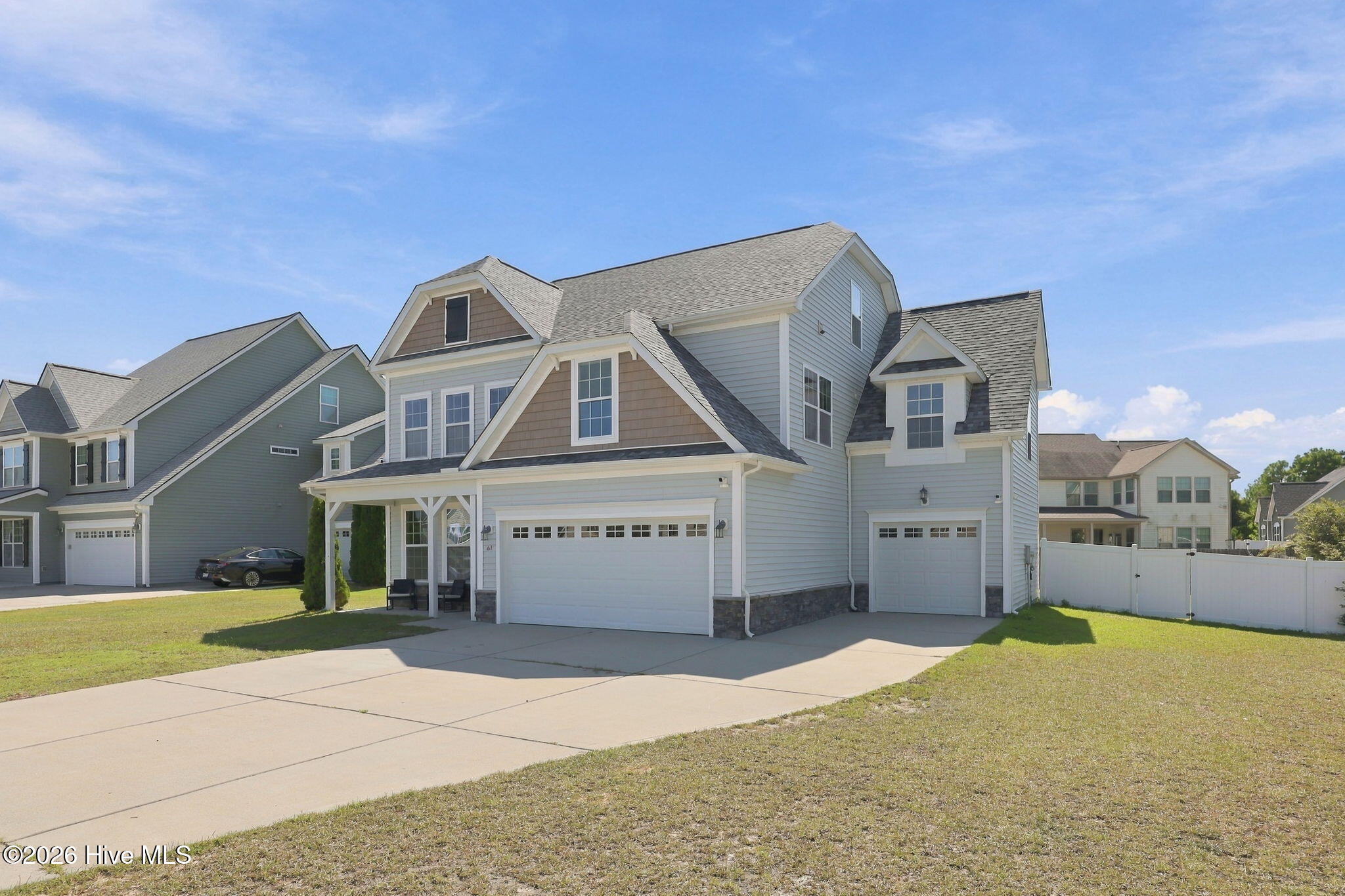 61 Torrington Ridge Property Photo 1